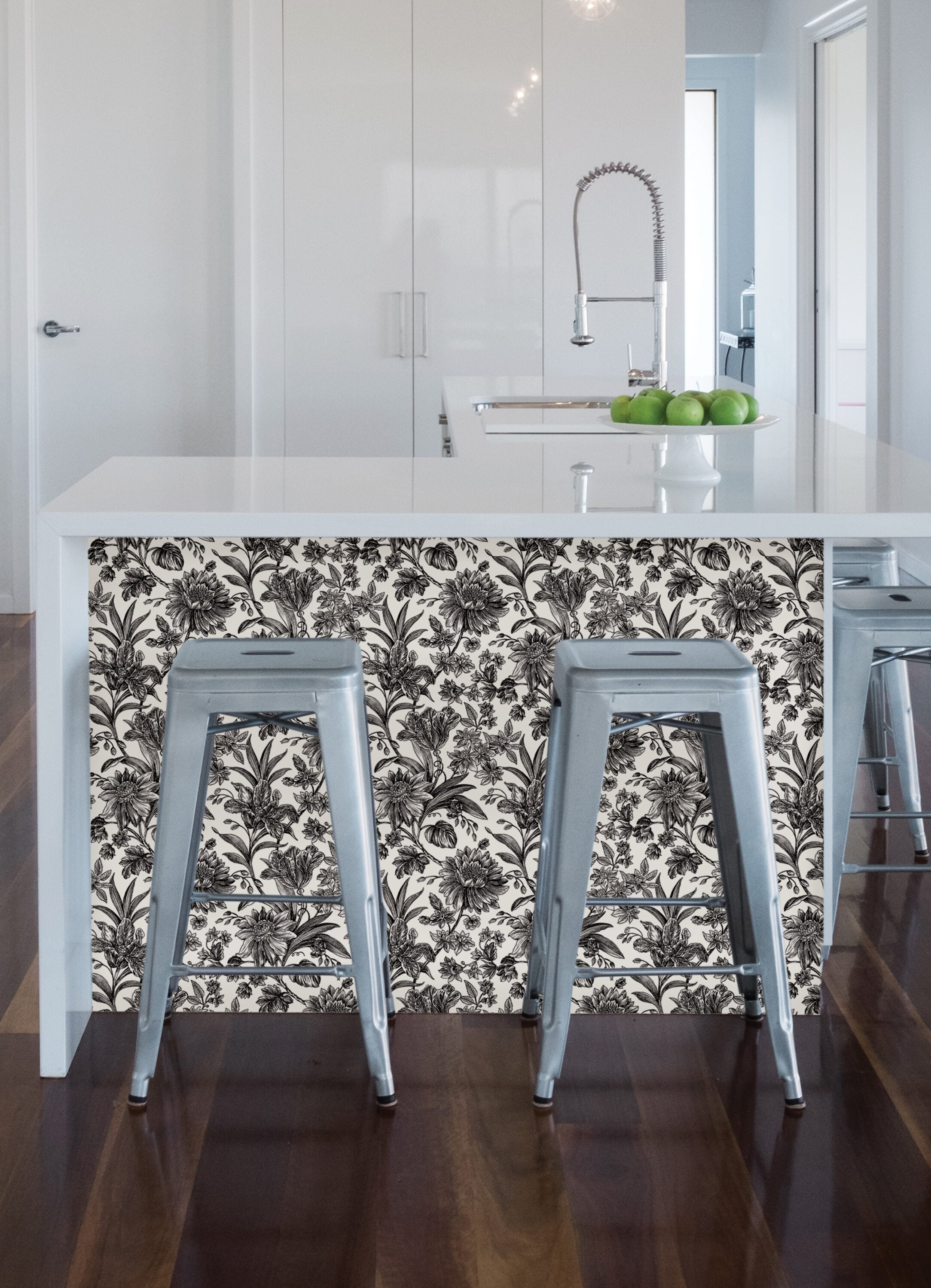 Allen and Roth Black Vinyl Floral 30.75 sq. ft. Peel and Stick Wallpaper Self-adhesive 