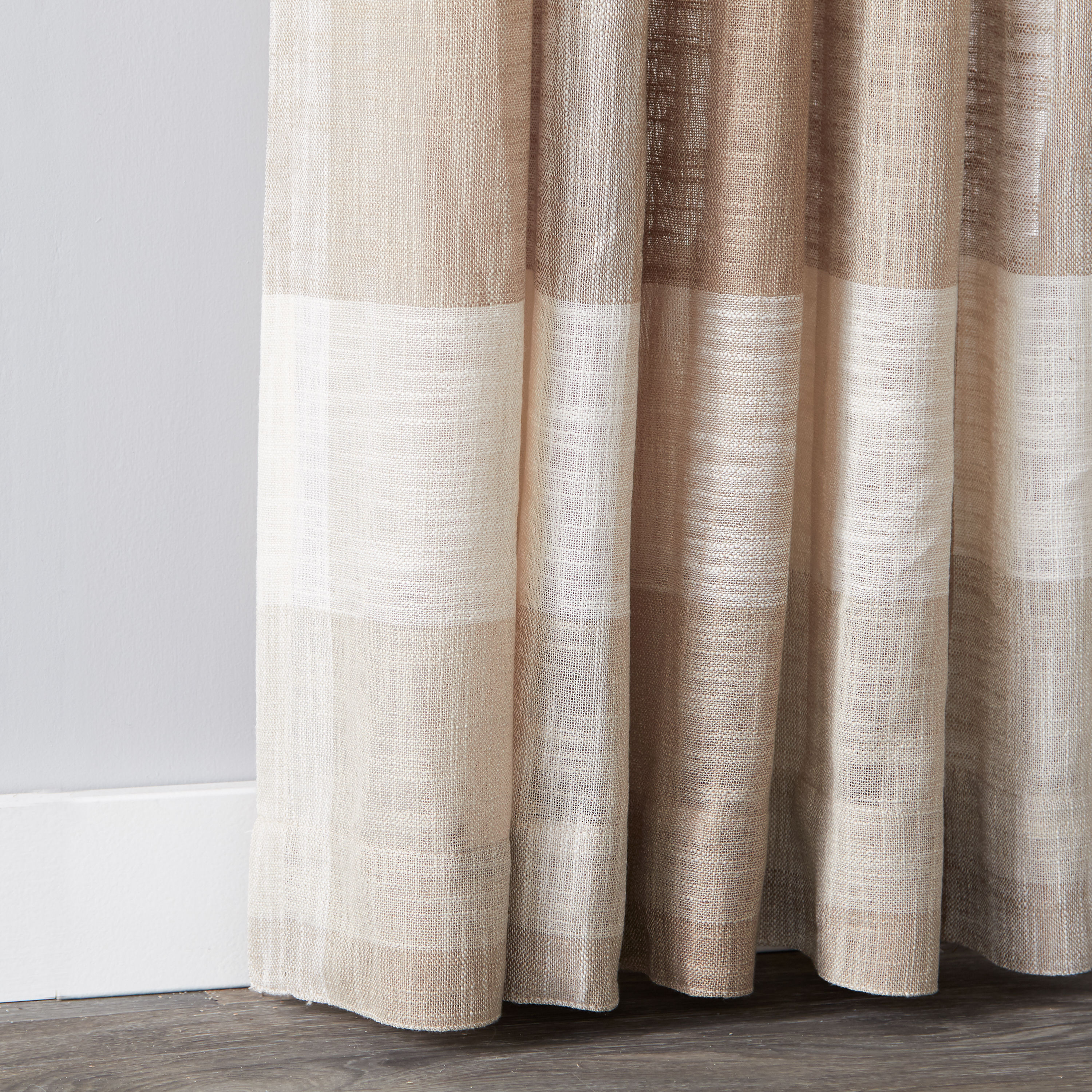Saturday Knight Limited T7026700084P09 curtains - View #2