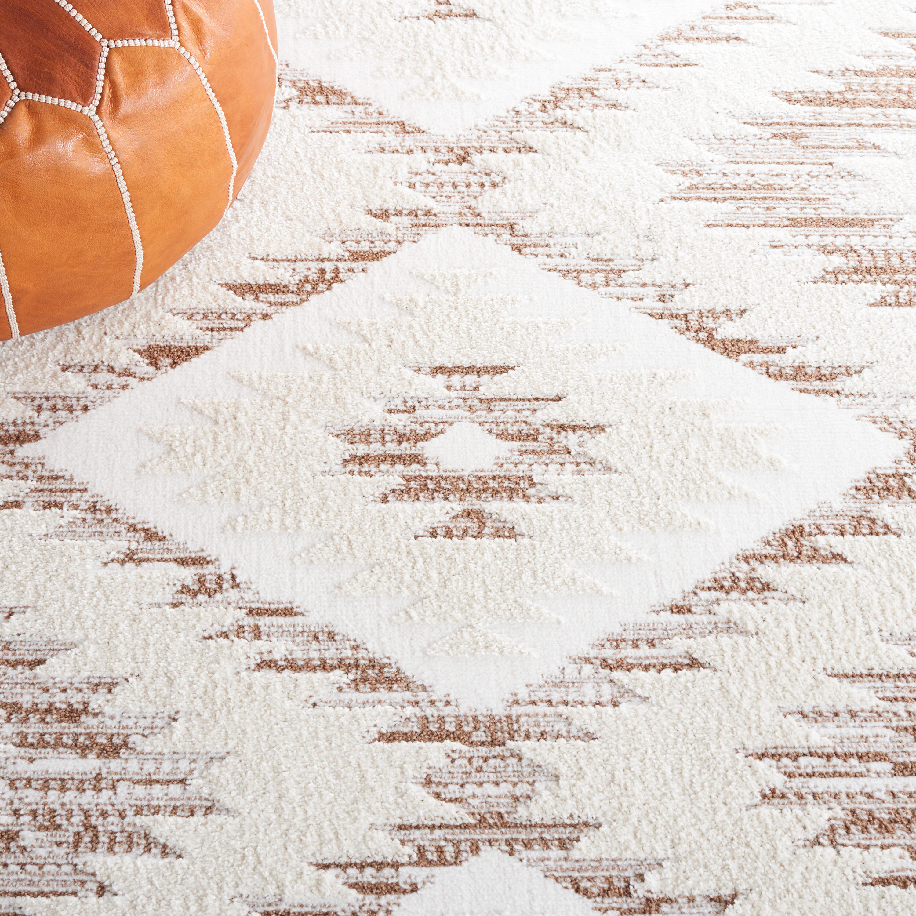 Safavieh ALM737T-5 rugs - View #7