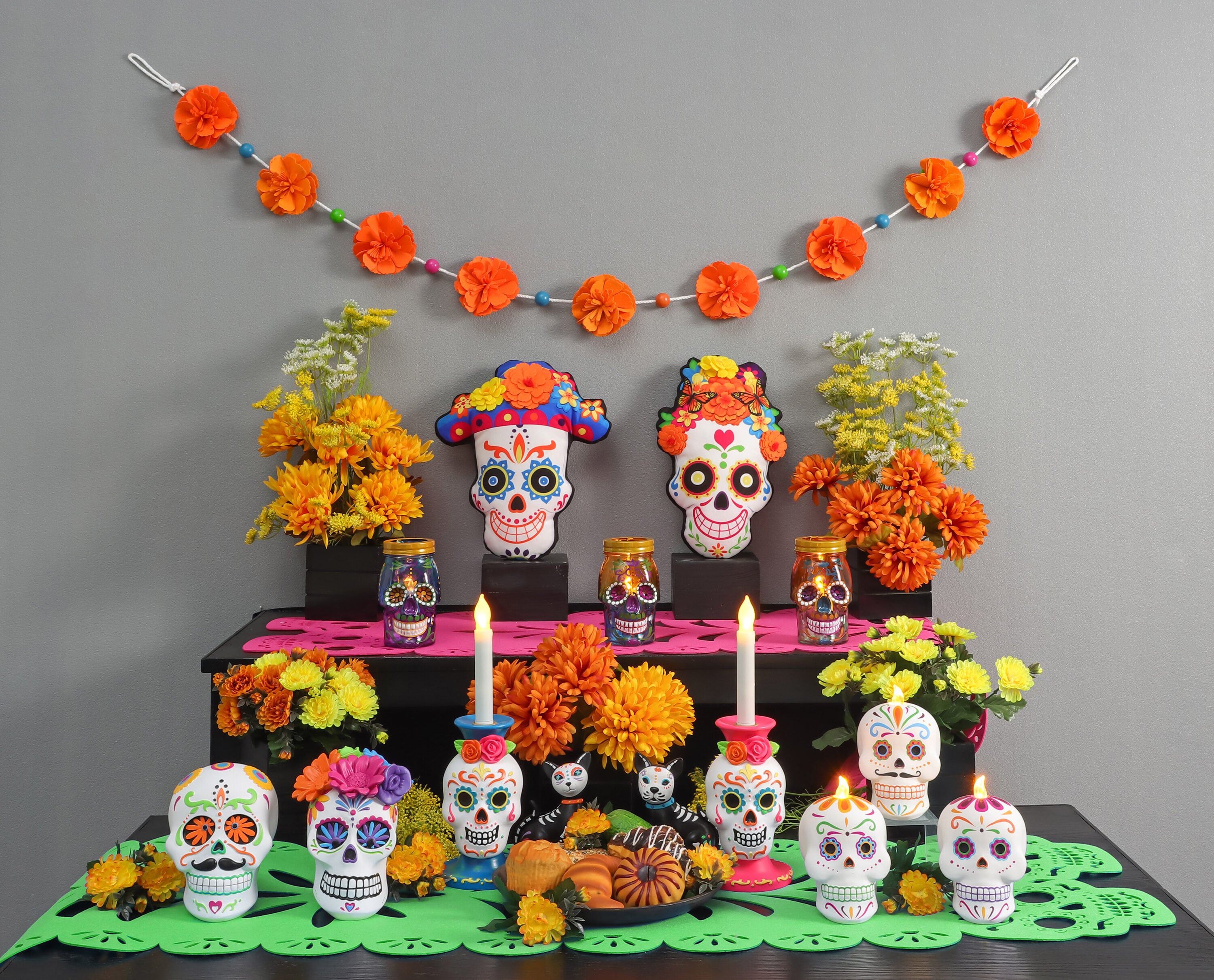 Holiday Living LW62-OXFG004B Table-Halloween-Decor - View #2