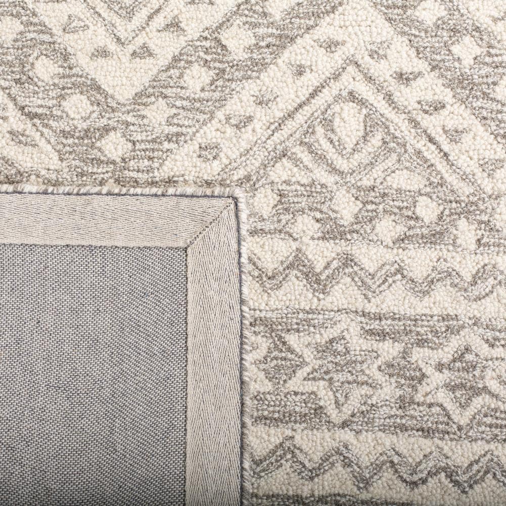 Safavieh MLP501F-5SQ rugs - View #4