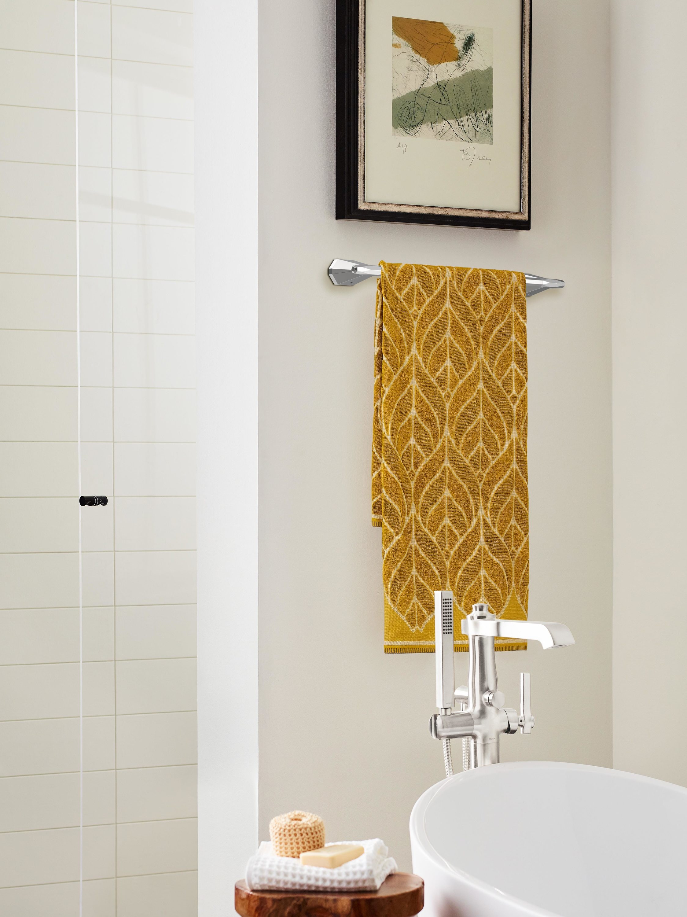 St. Vincent 18 Inch Chrome Wall Mounted Towel Bar