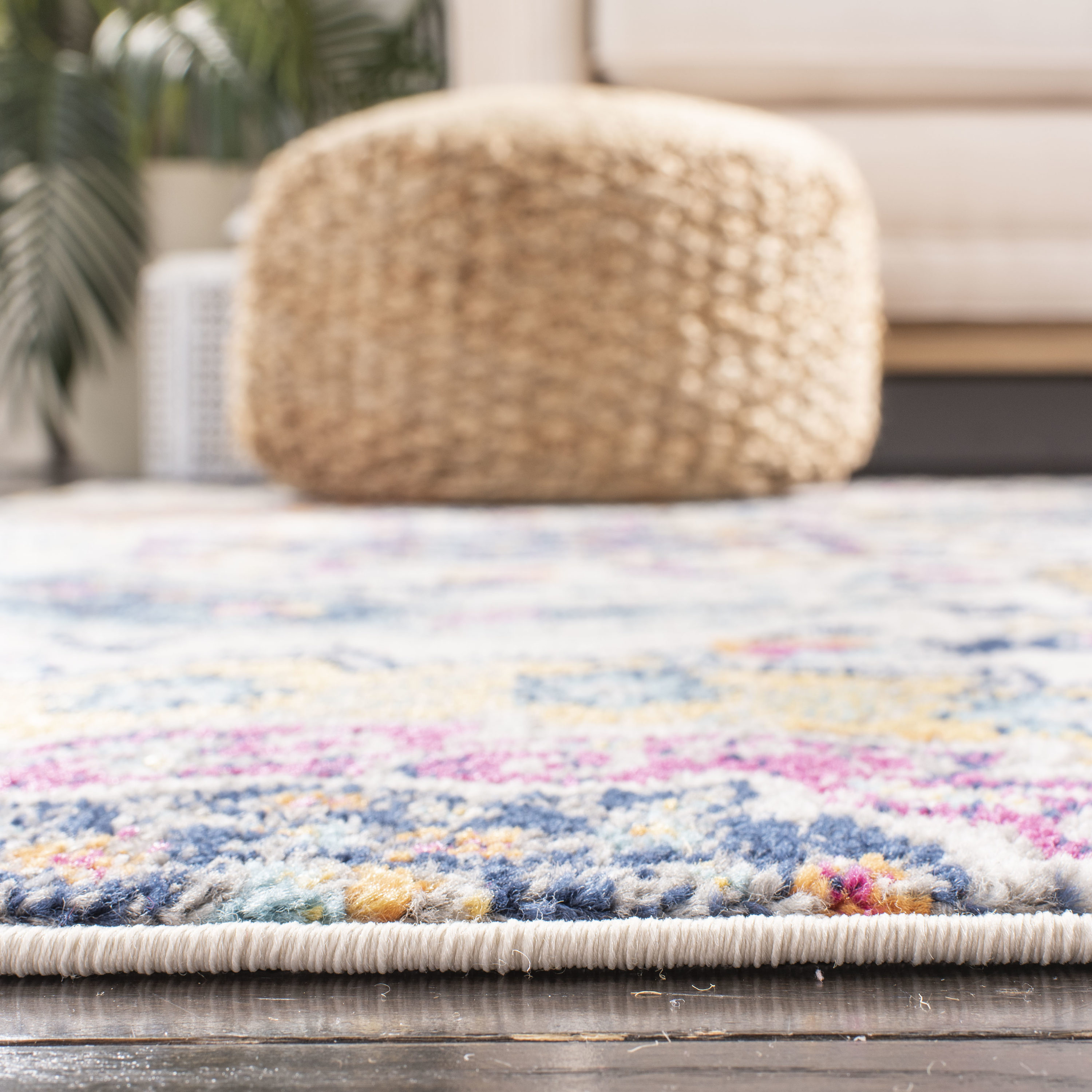 Safavieh MAD600B-8SQ rugs - View #7