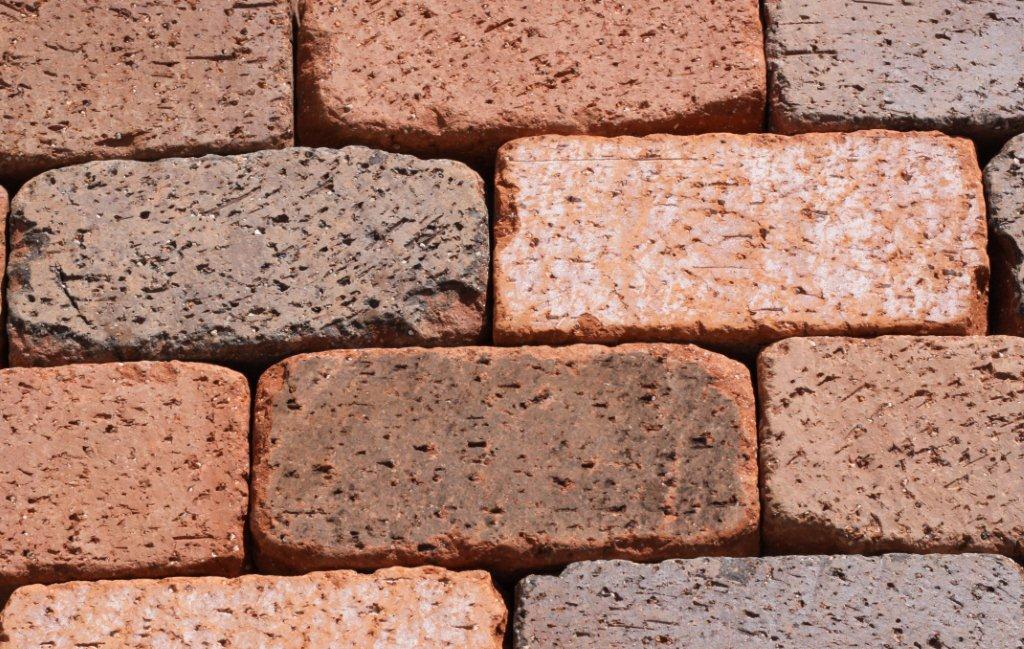 Pacific Clay 8-in x 3.75-in Common Full Red Clay Brick in the Brick & Fire  Brick department at