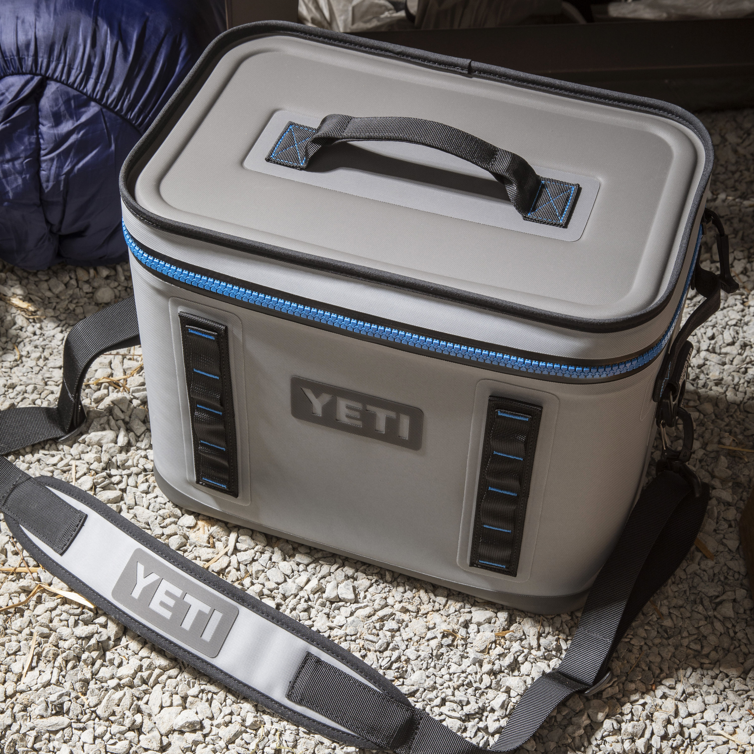 Yeti Hopper Flip 18 Cooler - Gray