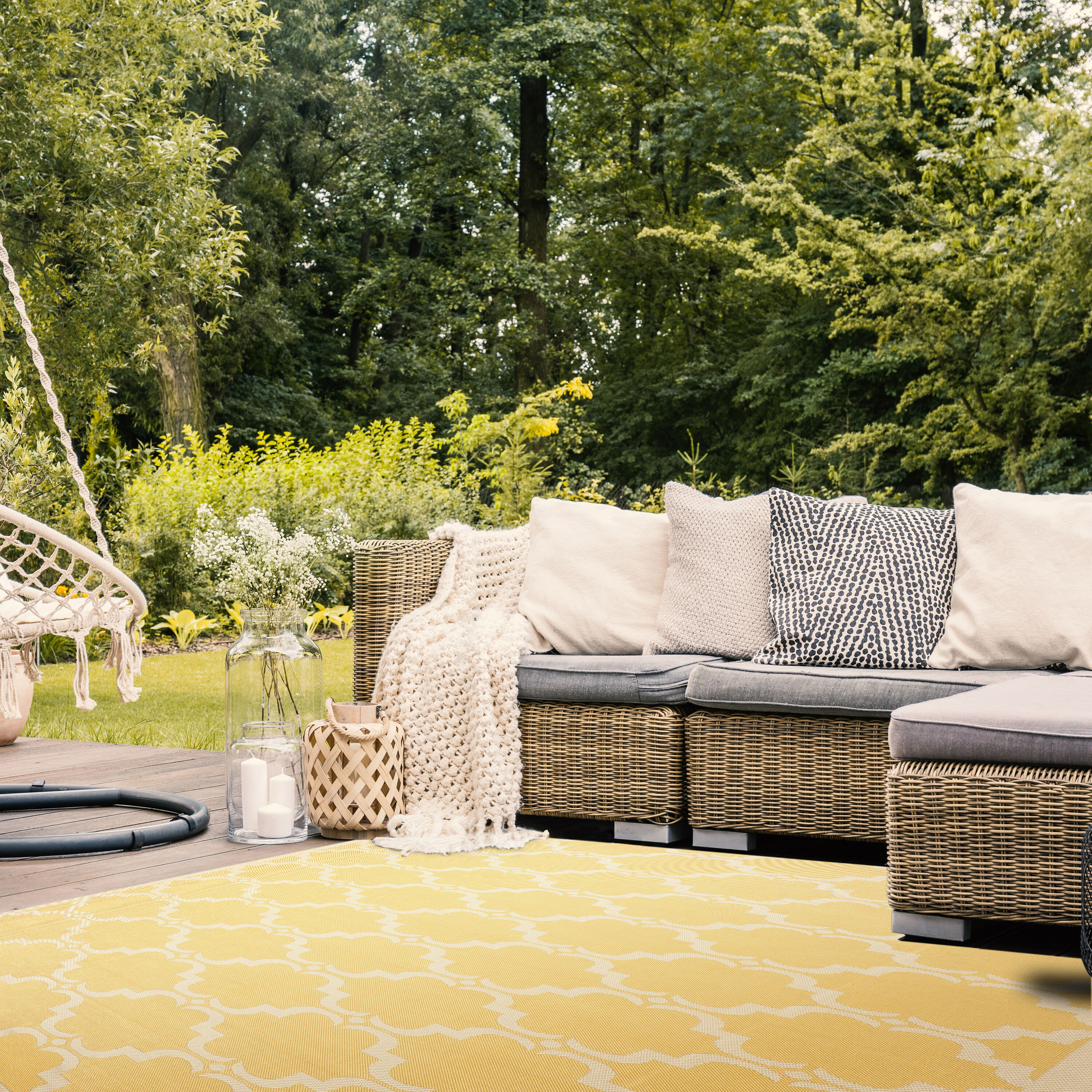 Safavieh - 11-ft x 8-ft Loomed Yellow / Beige Rectangular Indoor, Outdoor Geometric Professional ...