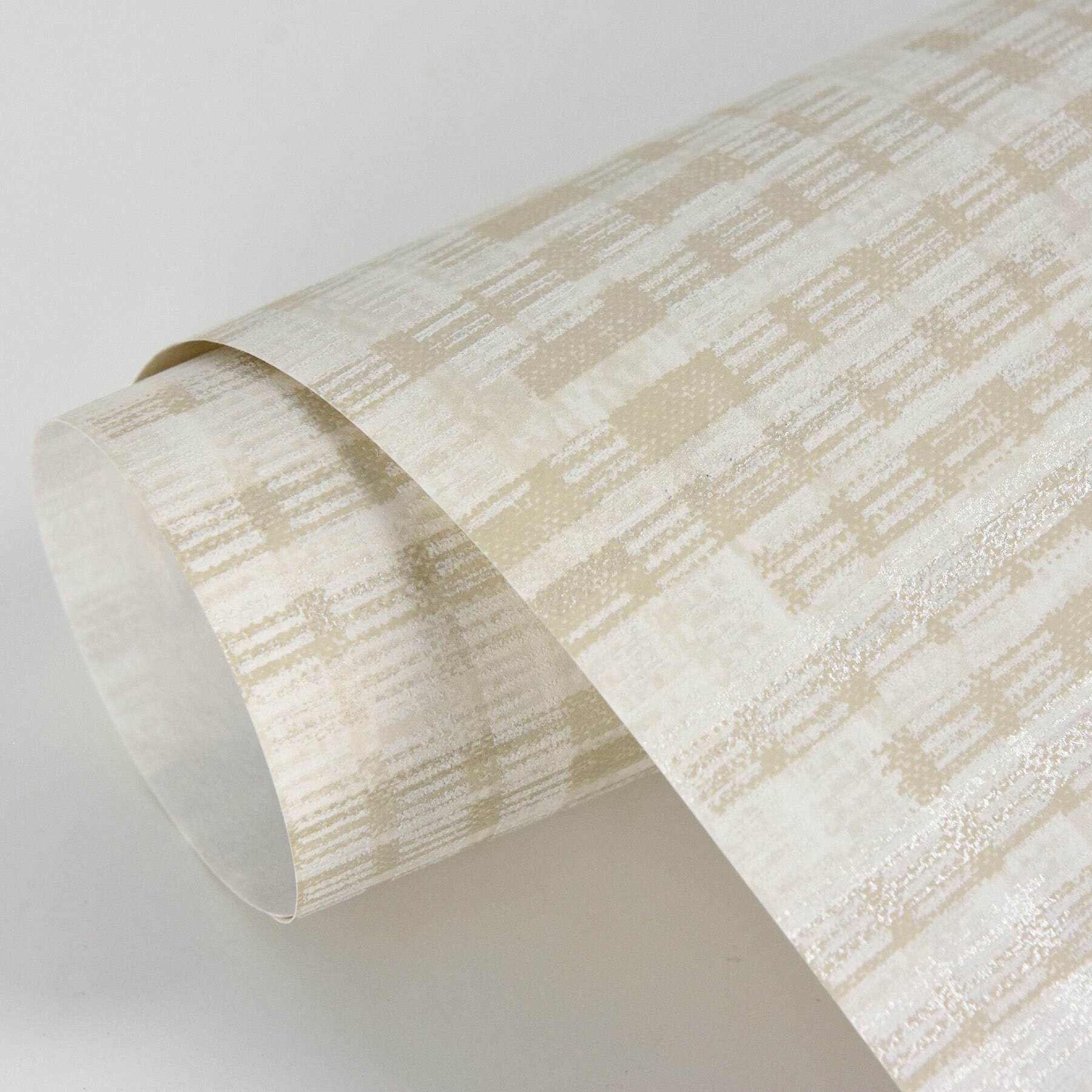 Brewster Riva 57.8-sq ft Beige Non-woven Abstract Unpasted Wallpaper in ...