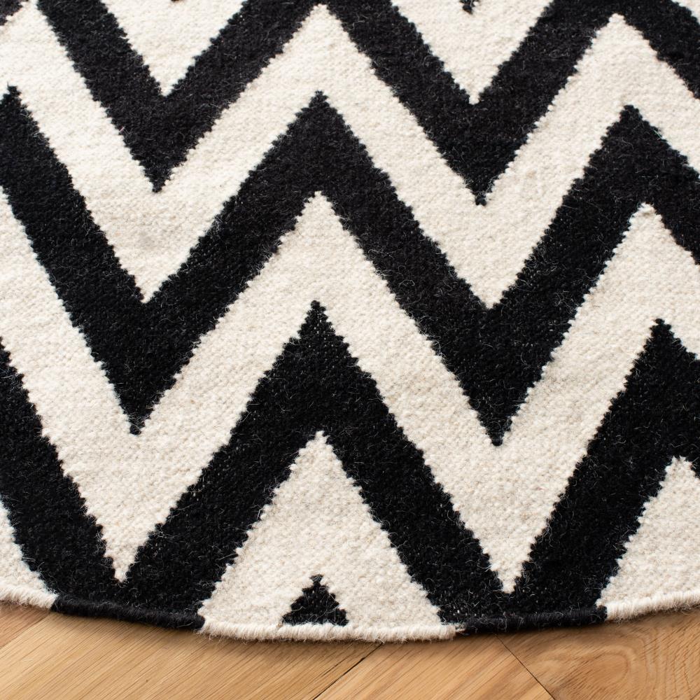 Safavieh DHU557L-6R rugs - View #2