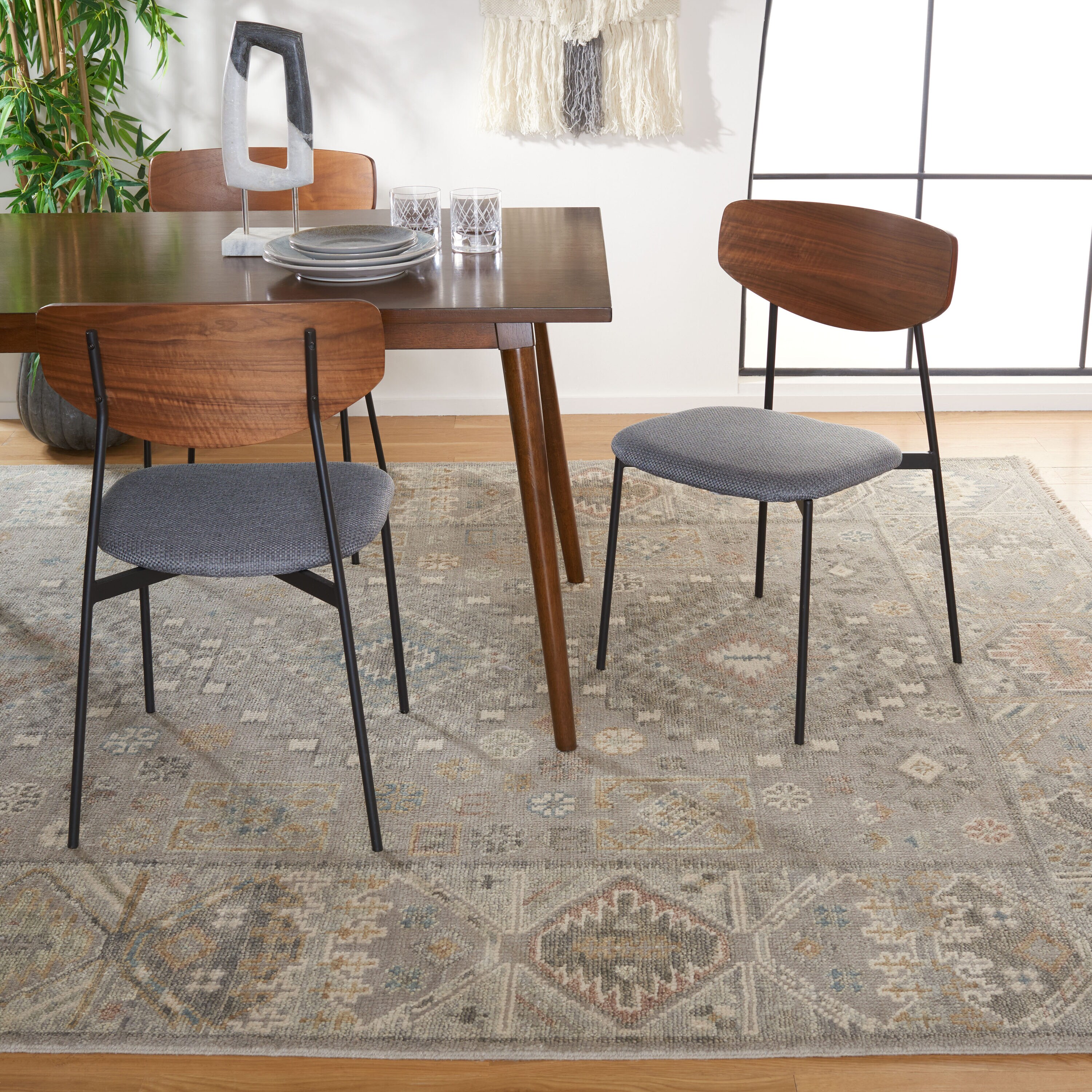  Samarkand 132 Gray/Ivory Traditional 8ft x 10ft Large Rectangle Rug