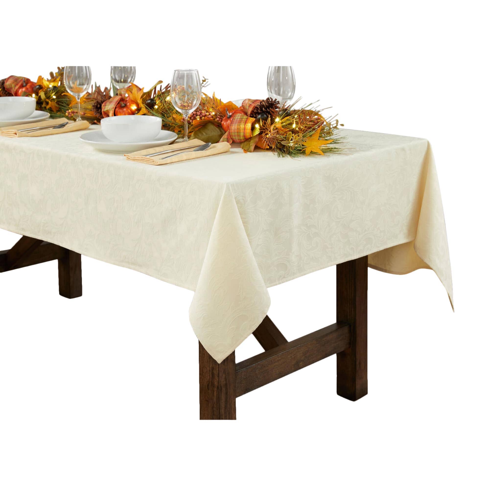 BrylaneHome 196438724011 Damask 60x 104-in Tablecloth