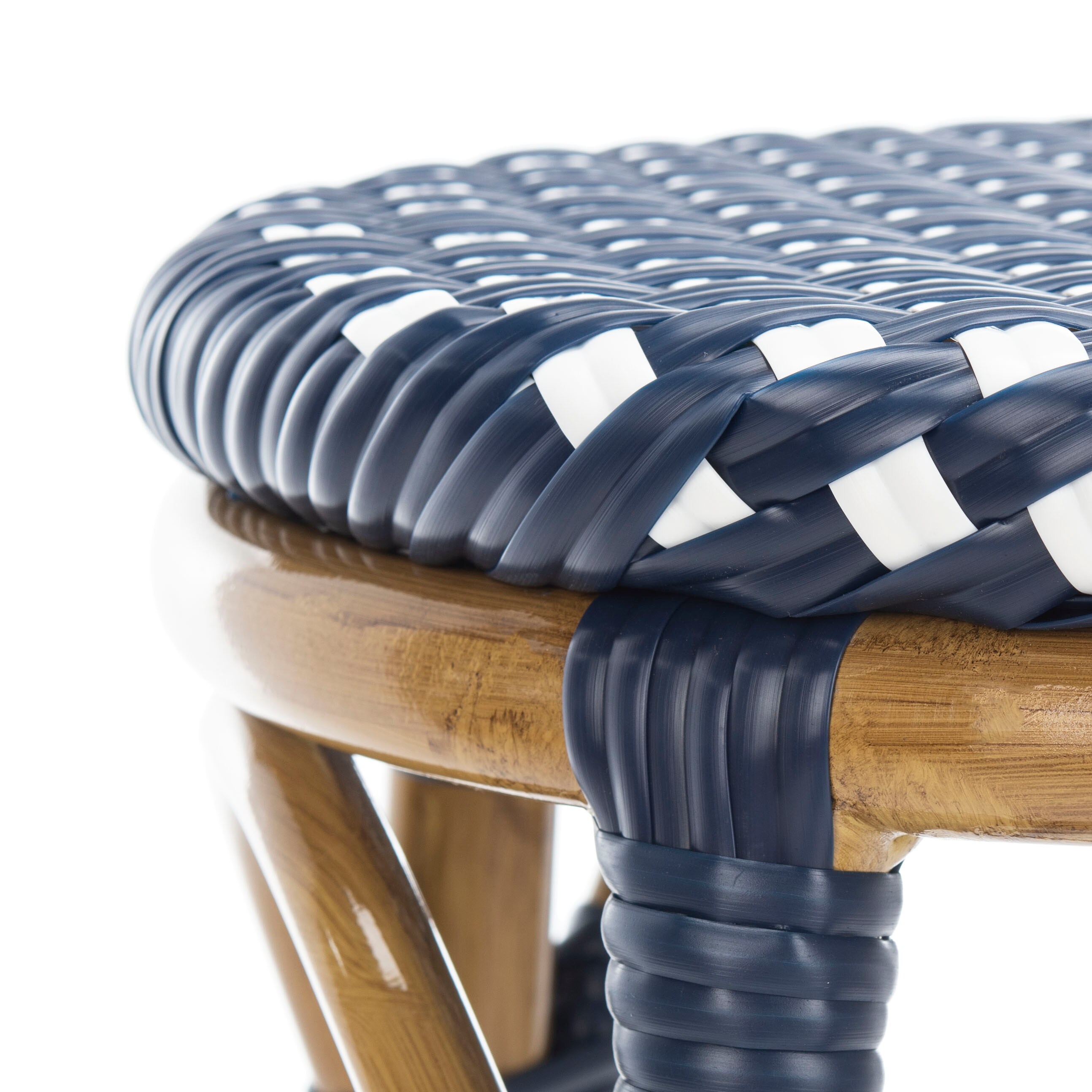 Safavieh FOX5211D Patio-Chairs - View #2