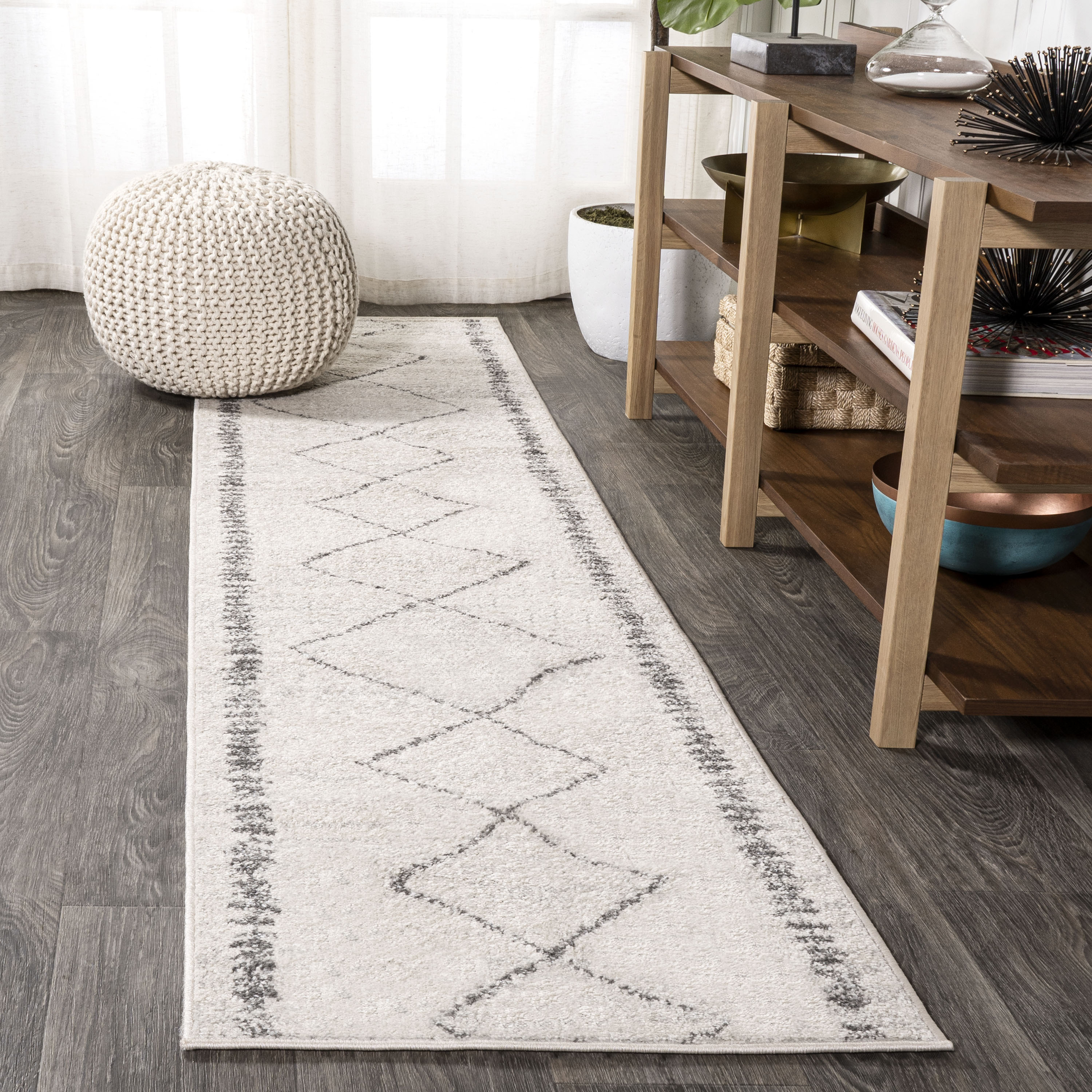 JONATHAN  Y MOH203B-28 Moroccan HYPE Zaina Beni Souk 2 x 8 (ft) Loomed Polypropylene Cream/Gray Rectangular Indoor Trellis Bohemian/Eclectic Runner rug