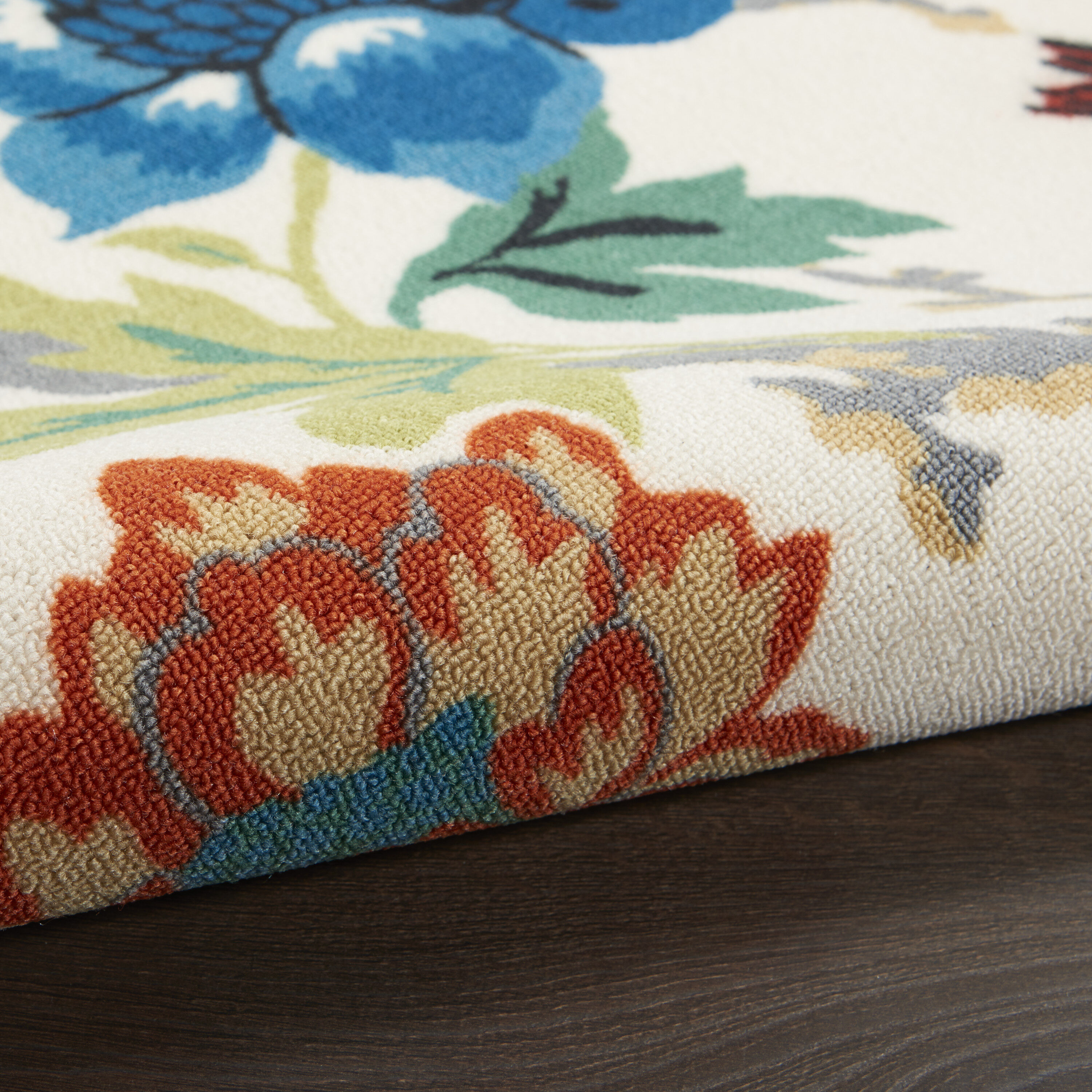 Ivory Multicolor Floral 4' x 6' Synthetic Indoor/Outdoor Rug