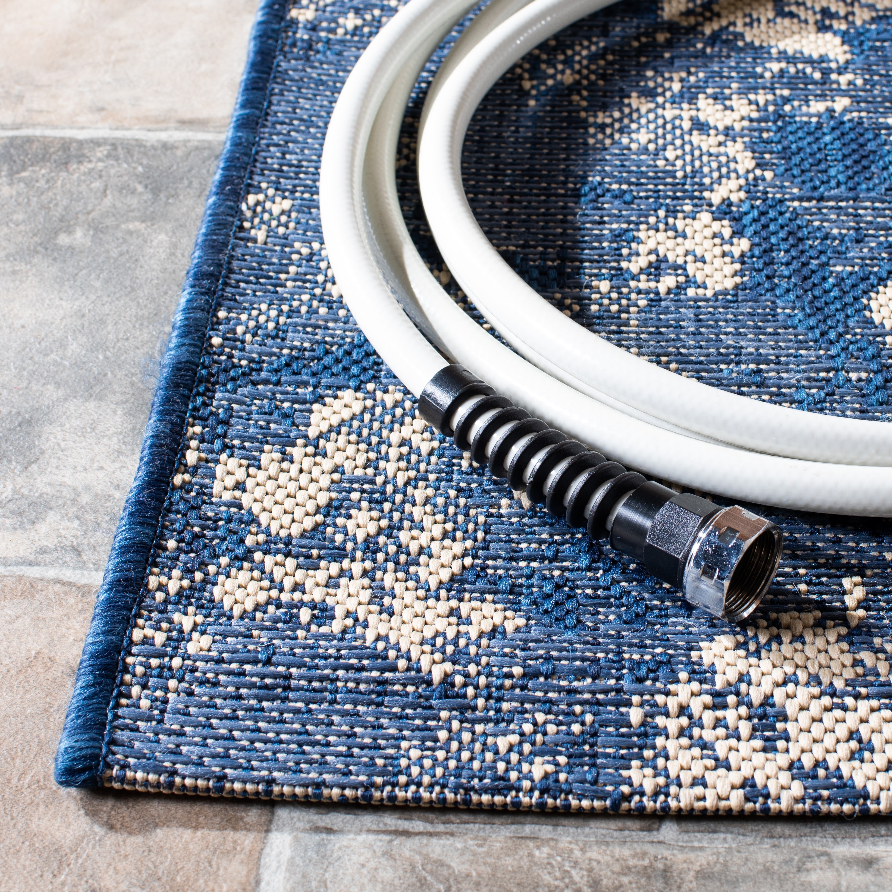 Safavieh CY6333-25821-5 rugs - View #3