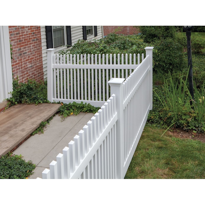 Freedom Ready-to-Assemble Kewsick straight 4-ft H x 8-ft W White Vinyl Fence Panel Freedom Ready-to-Assemble Kewsick straight 4-ft H x 8-ft W White Vinyl Fence Panel