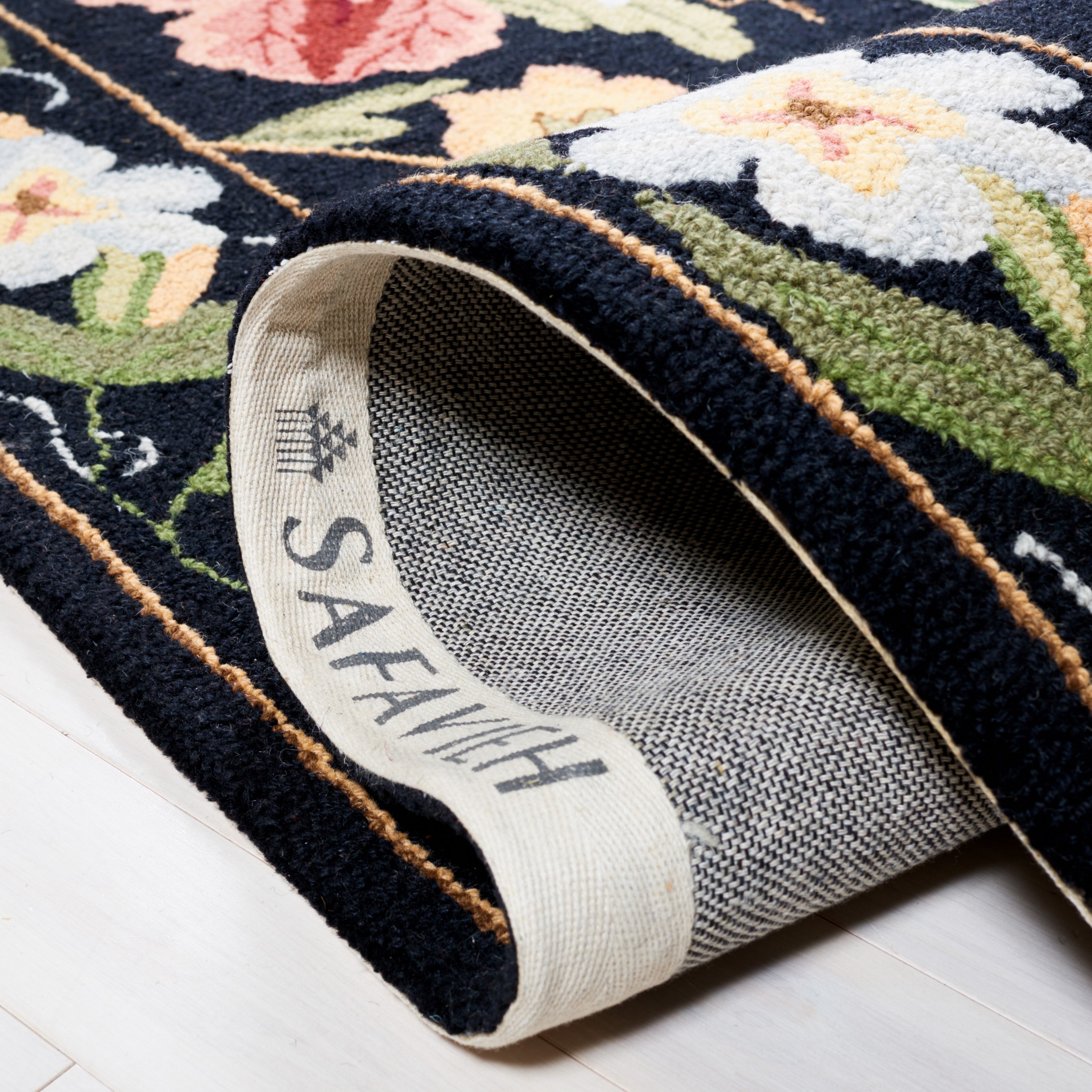 Safavieh HK311A-210 rugs - View #5