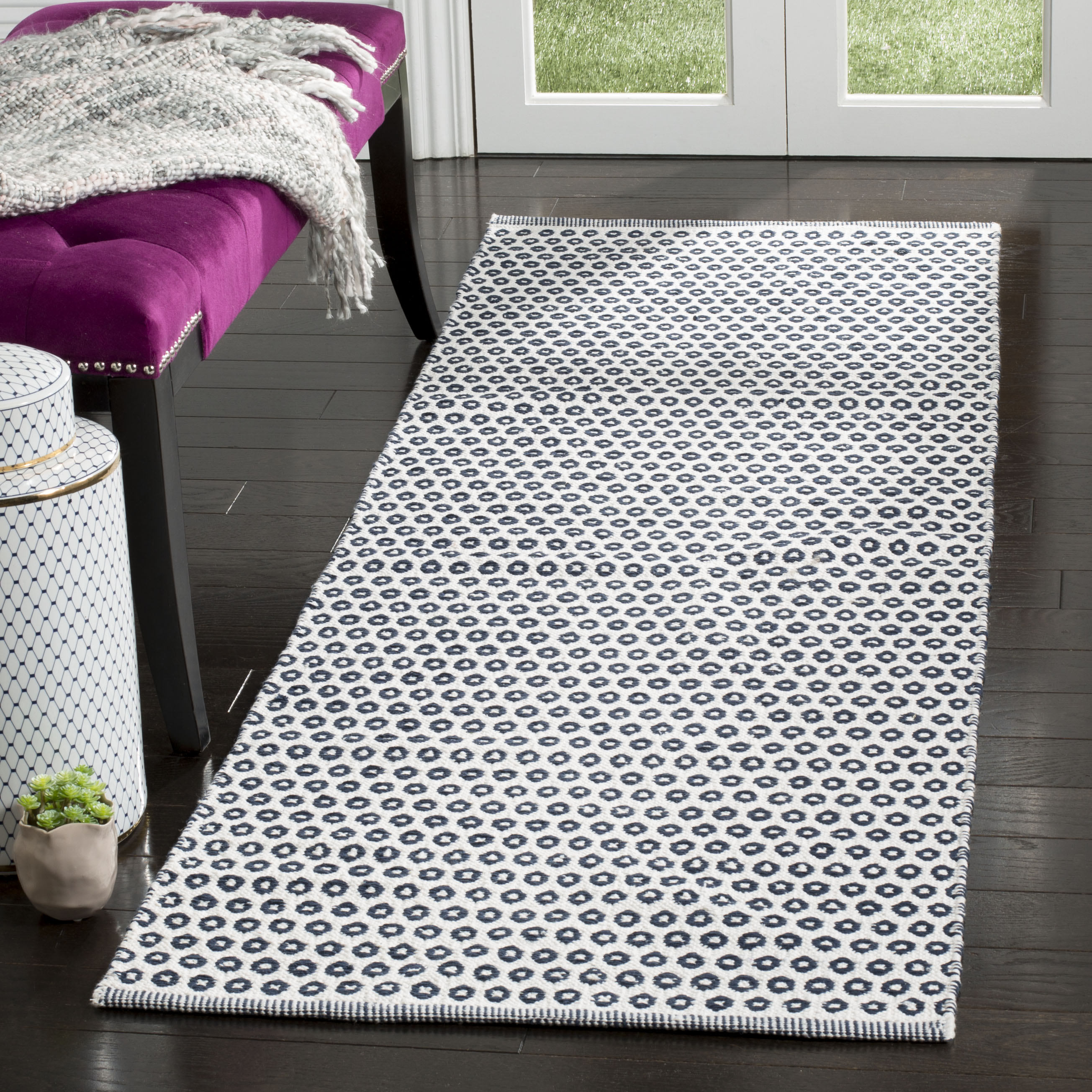 Navy & Ivory Hand-Woven Wool-Cotton Blend Runner Rug - 2'3" x 7'