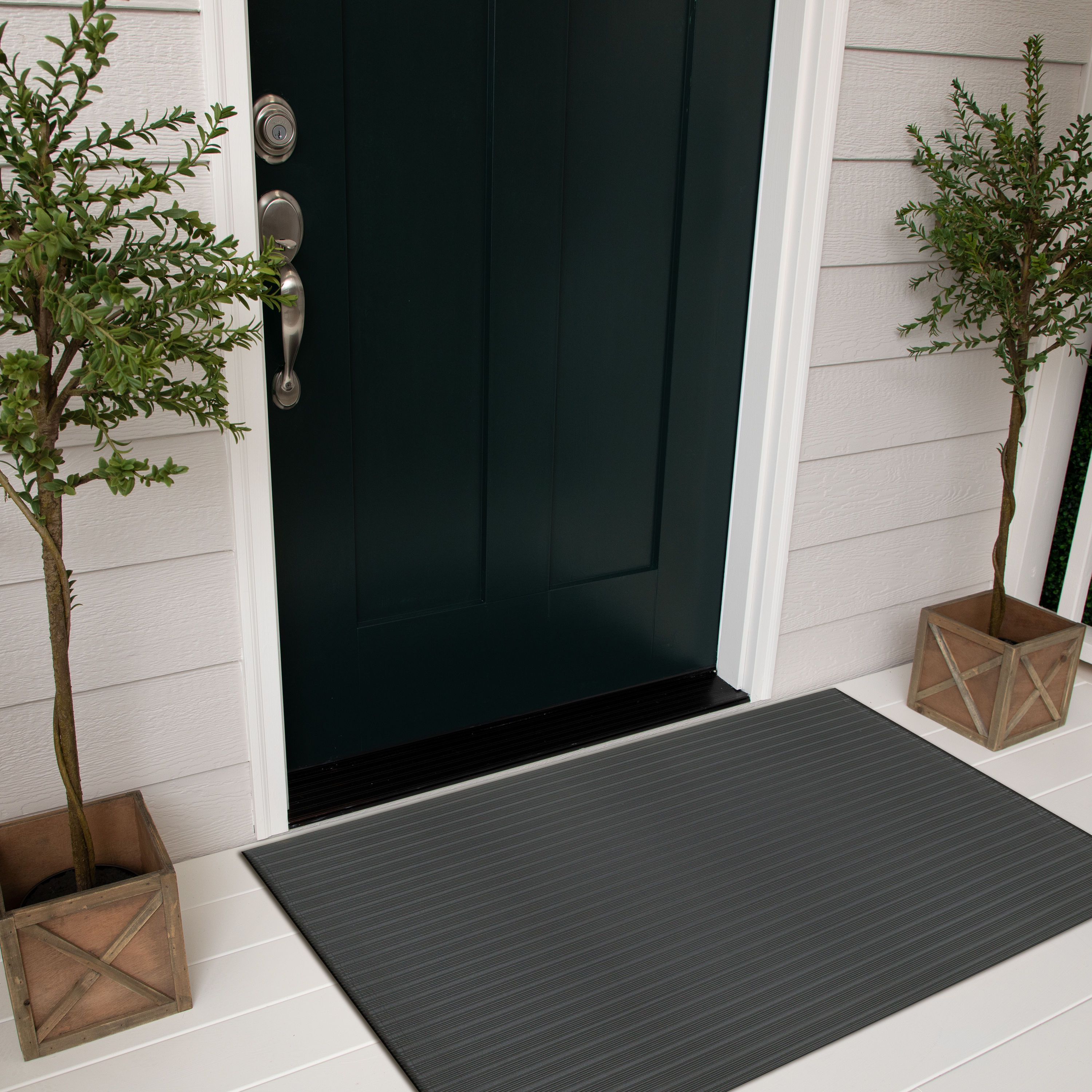 Mohawk Home Interlocking Black Rectangular Indoor or Outdoor Door