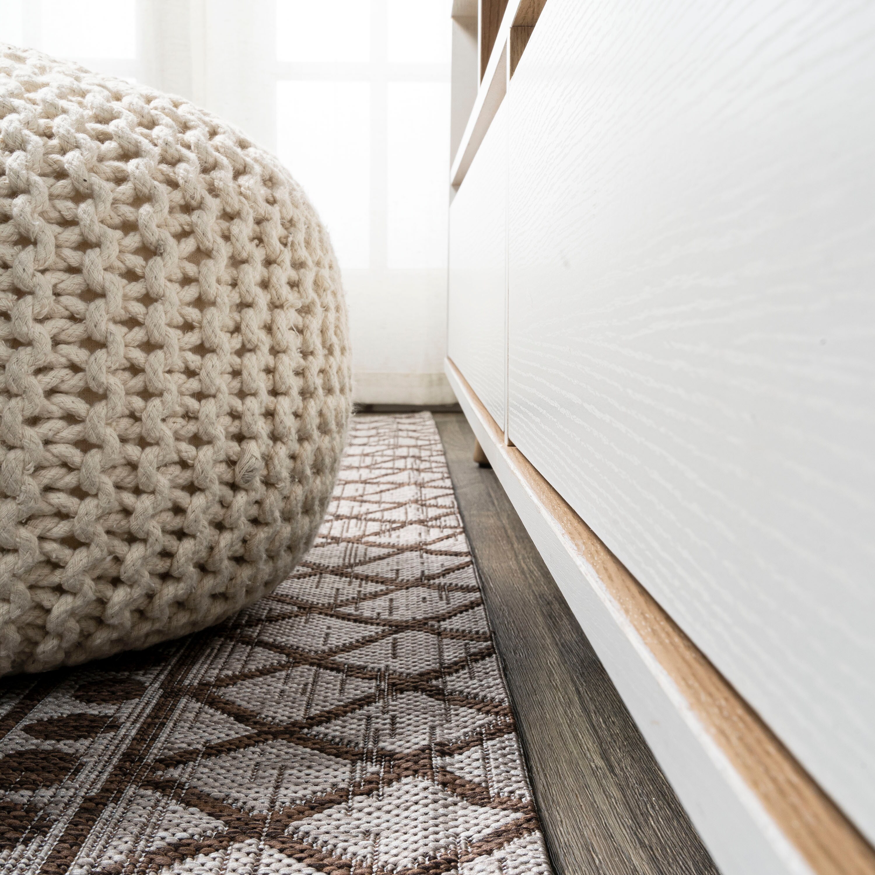 JONATHAN  Y SMB130A-28 rugs - View #10