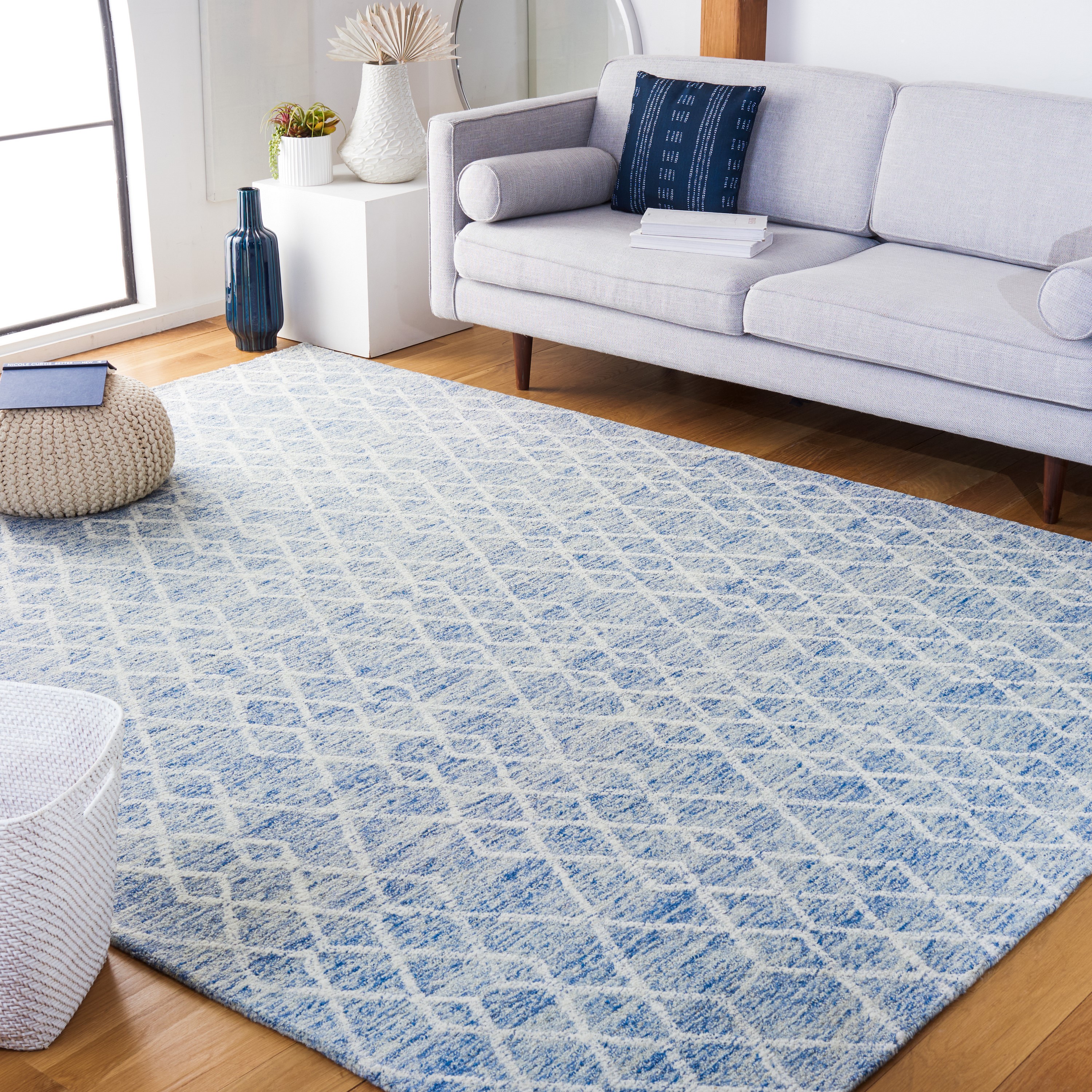 Safavieh MET994M-8 Metro Hirono 8 x 10 (ft) Tufted Wool Blue/Ivory Rectangular Indoor Geometric Bohemian/Eclectic Area rug