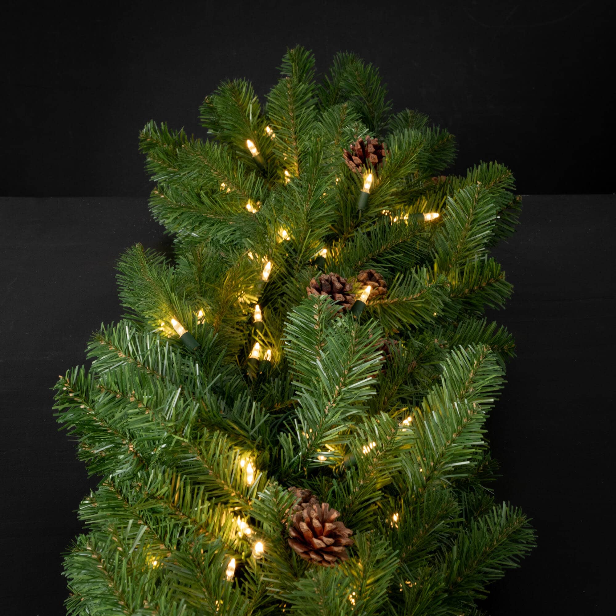 Sullivans GD1561 Artificial-Christmas-Garland - View #4