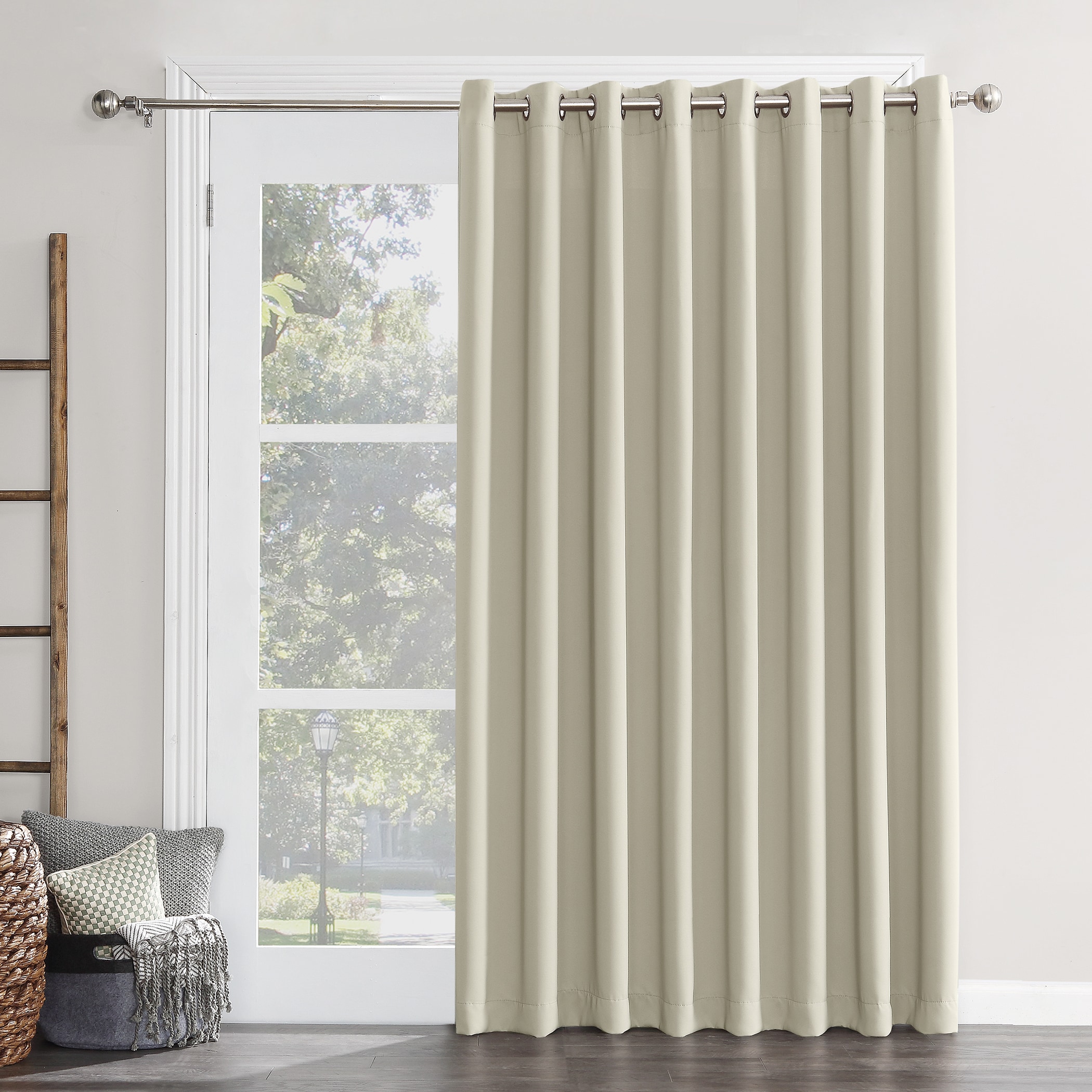 Sun Zero 84 In Pearl Blackout Interlined Grommet Single Curtain Panel The Curtains Ds Department At Lowes Com
