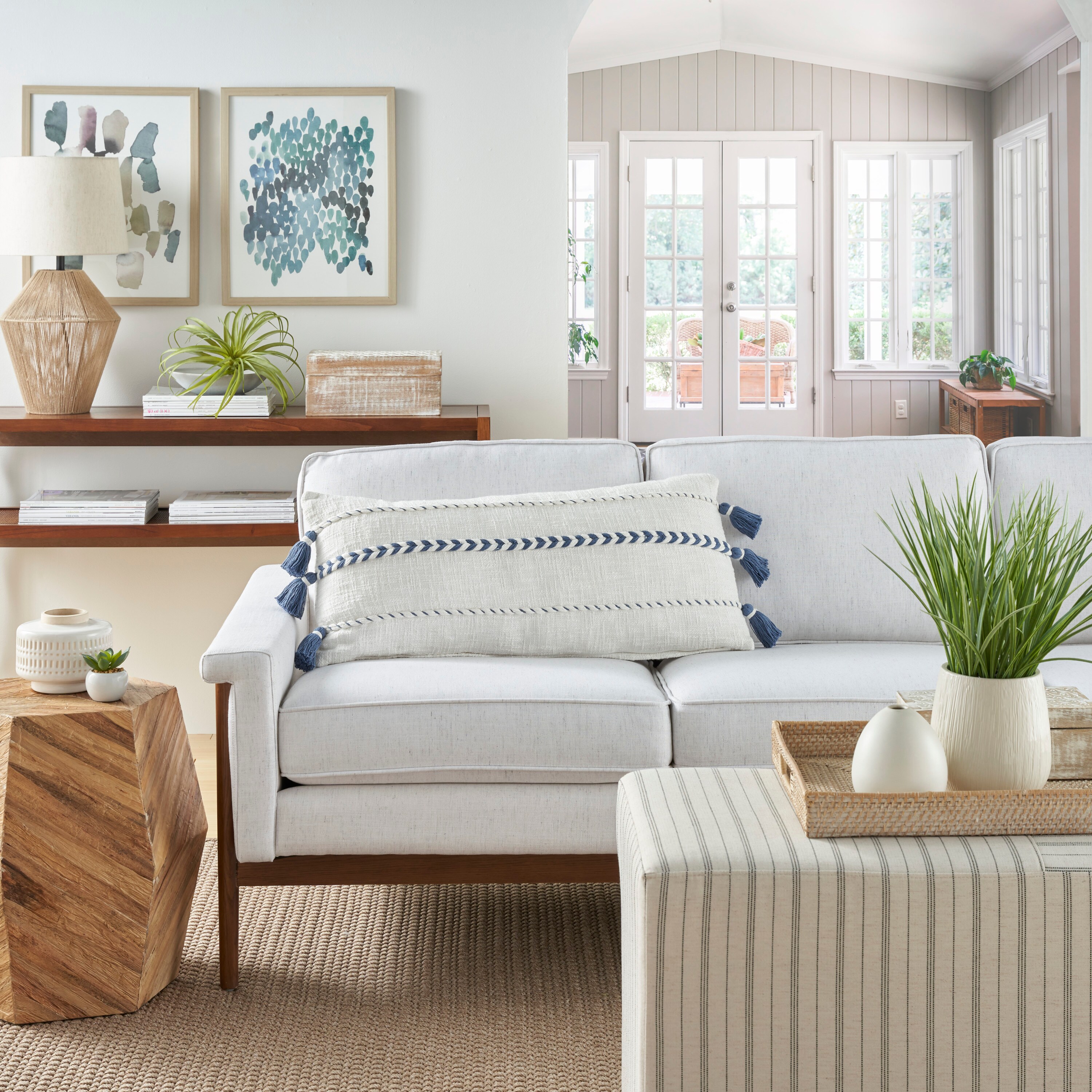 Mina Victory 798019002343 Accent-Pillows - View #3