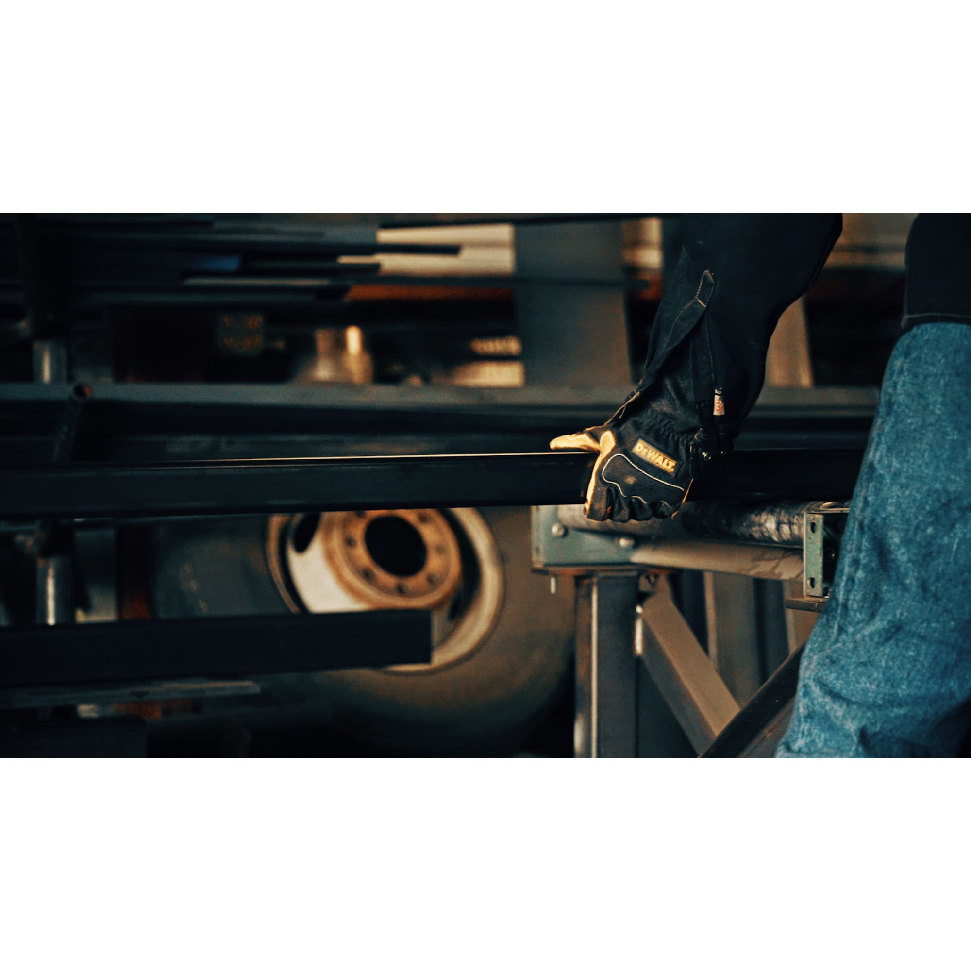 DEWALT DXMF01011XL Welding-Apparel - View #7