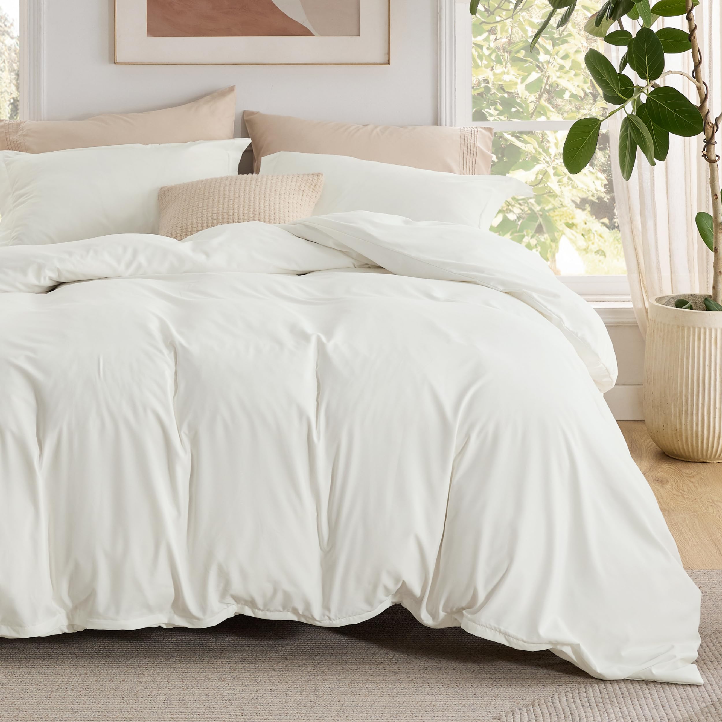 Bedsure 104x90 King 4-Piece White Duvet Cover Set