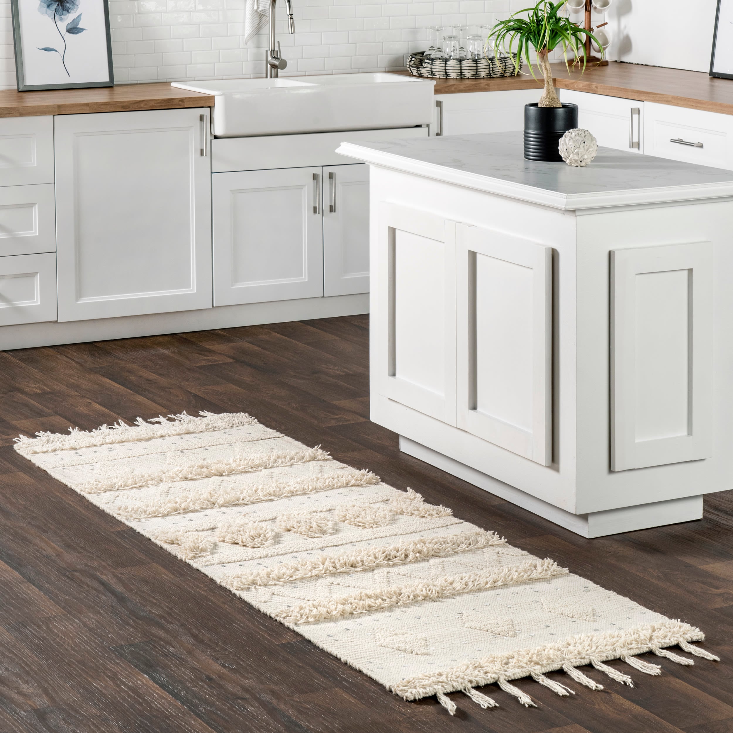 nuLOOM SESQ01A-26010 Sequined 2 x 10 (ft) Tufted Wool Cream Rectangular Indoor Geometric Mid-Century Modern Runner rug