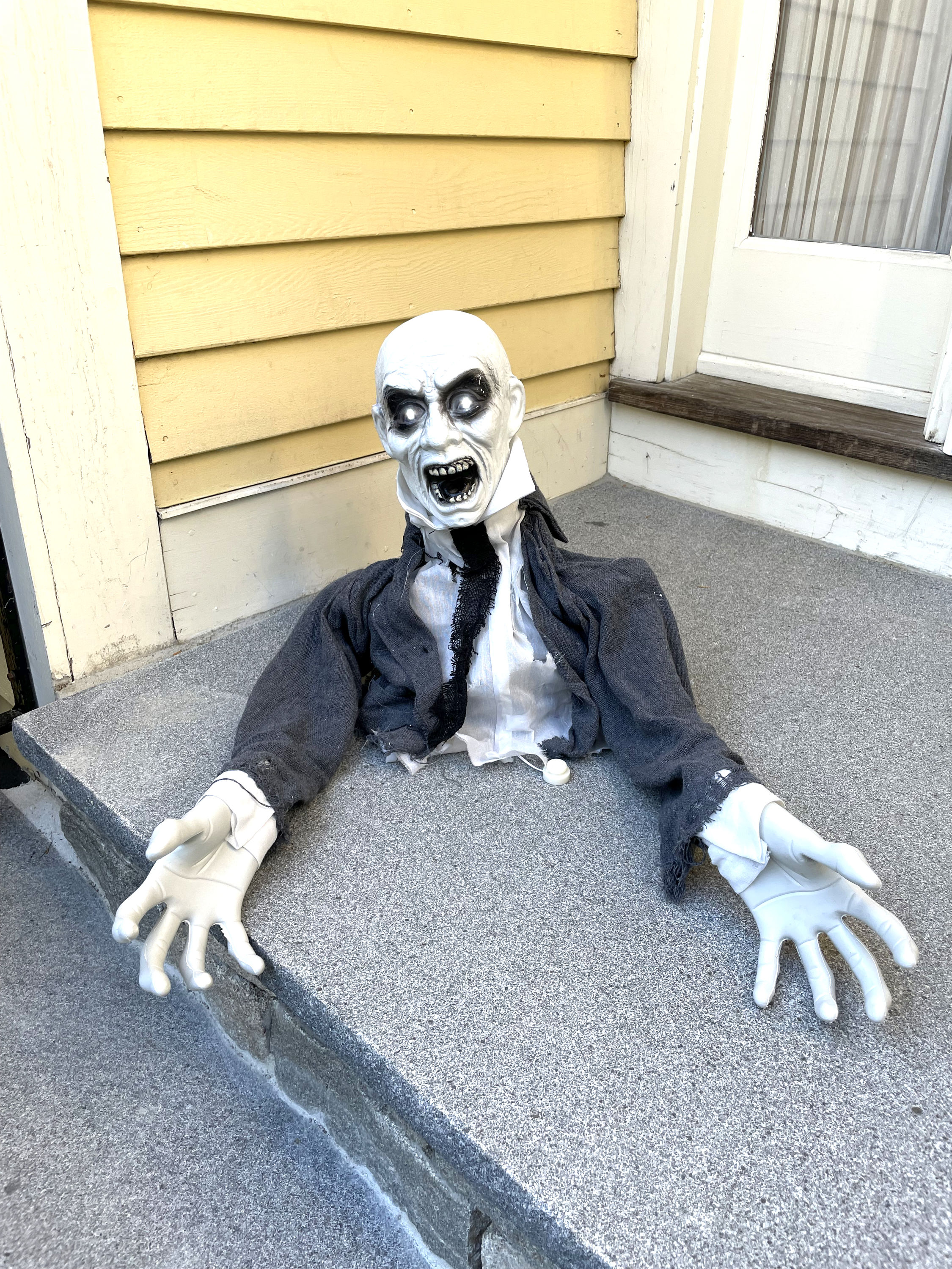 Worth Imports 4319 Halloween-Animatronics - View #3