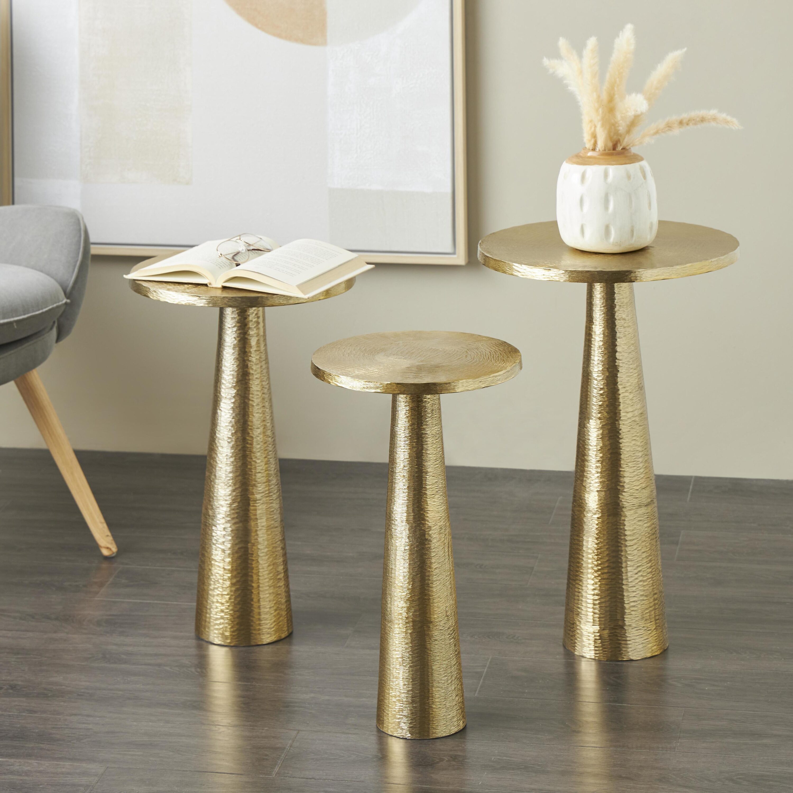 Grayson Lane 823369 15.8-in W x 24.4-in H Gold Textured with Cone Shaped Base Metal Round Modern End Table