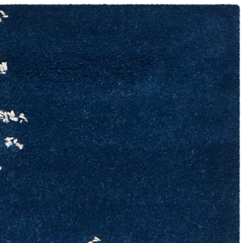 Safavieh SOH712M-28 rugs - View #4