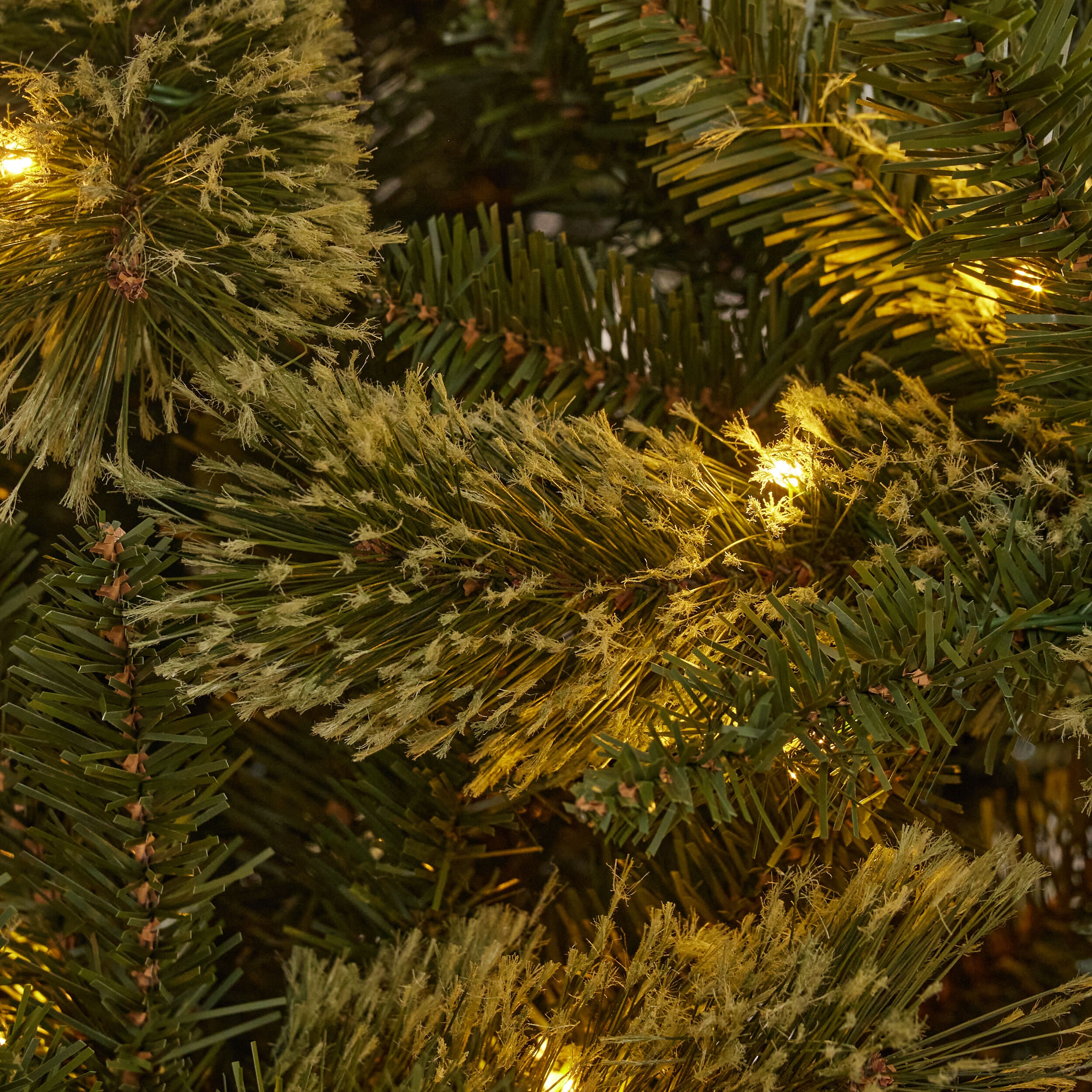 Holiday Living Grand Teton 9-ft Pine Pre-lit Artificial