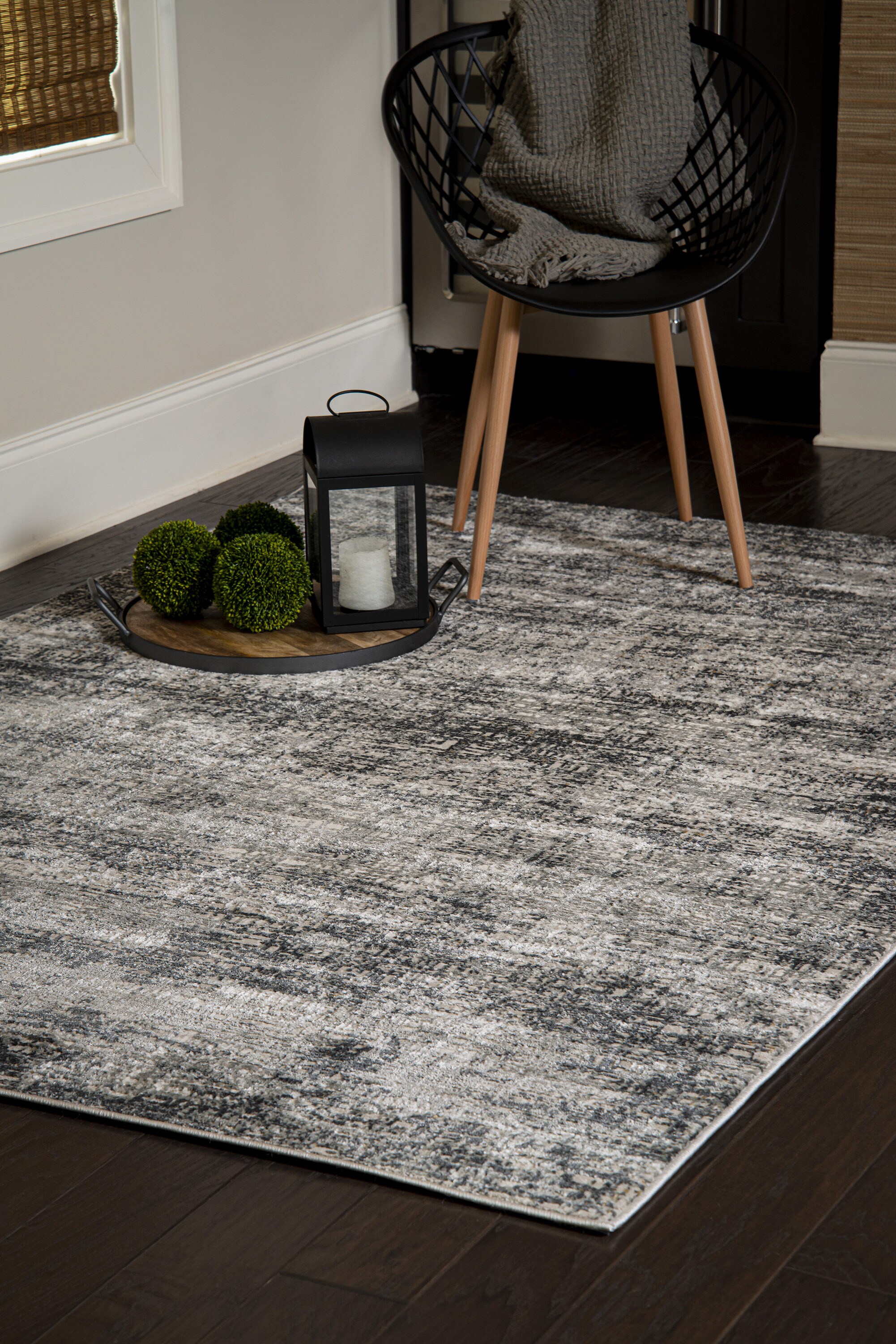 United Weavers Of America 2610 20472 58 Veronica 5 x 7 (ft) Polypropylene Gray Rectangular Indoor Abstract Area rug