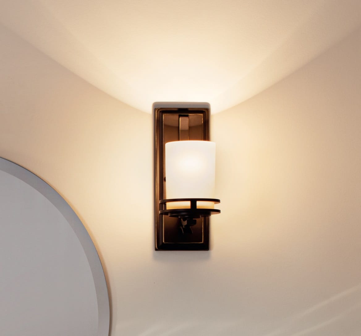 Kichler 5076OZ Hendrik 5.25-in 1 -Light Antique Bronze Modern/contemporary Vanity light