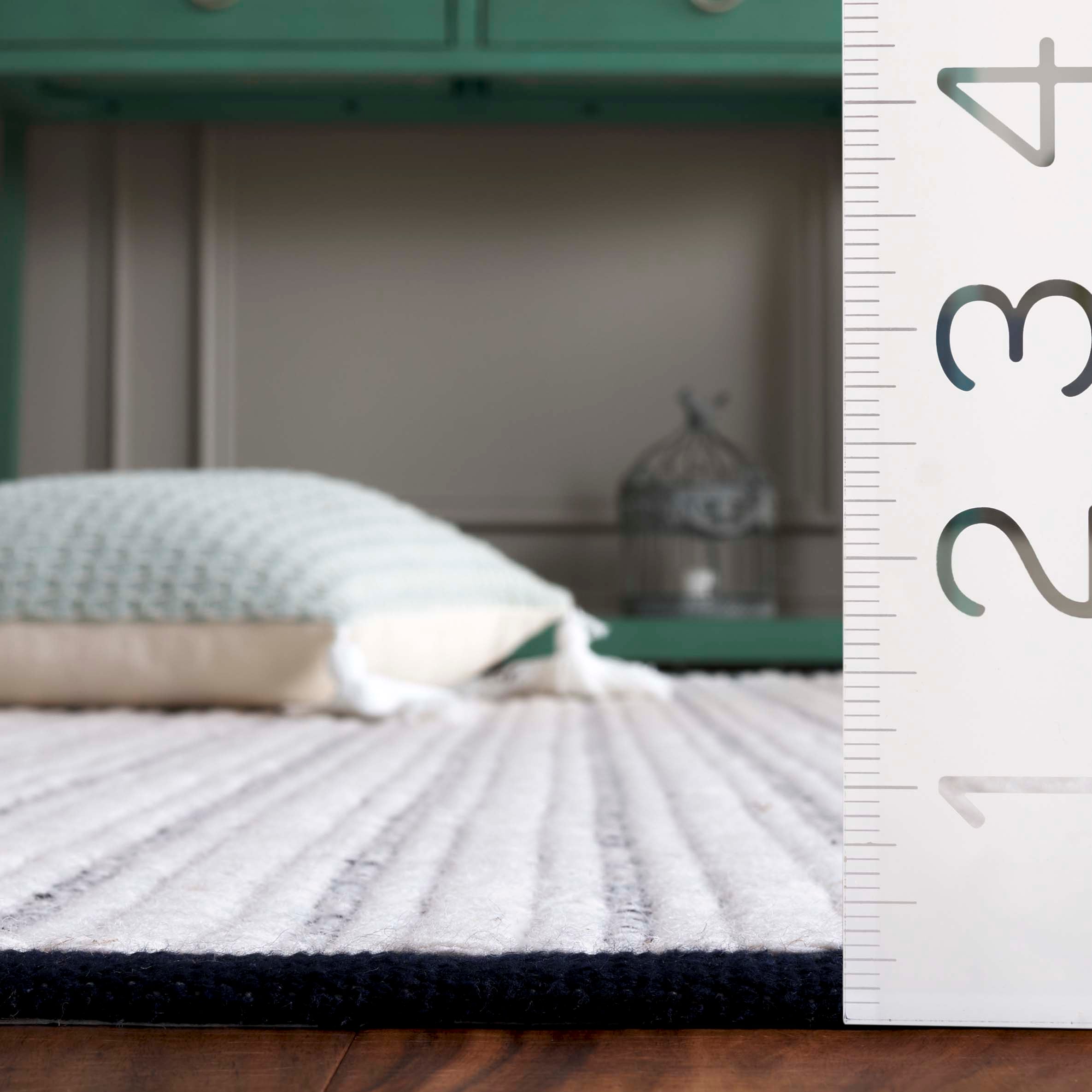 Safavieh VRM909N-28 rugs - View #5