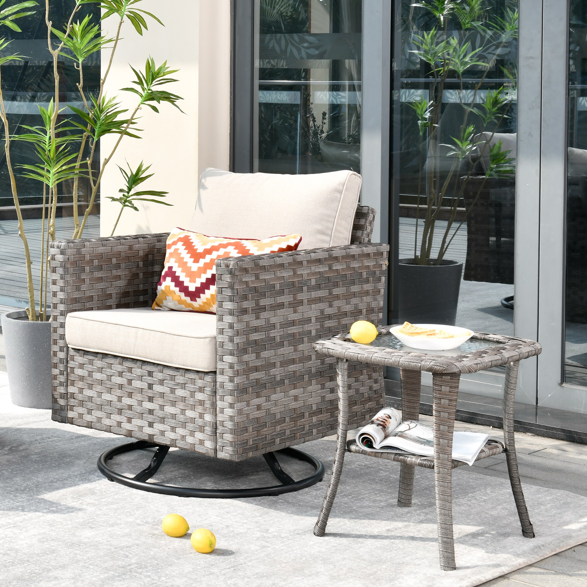 Lowes discount rattan chairs