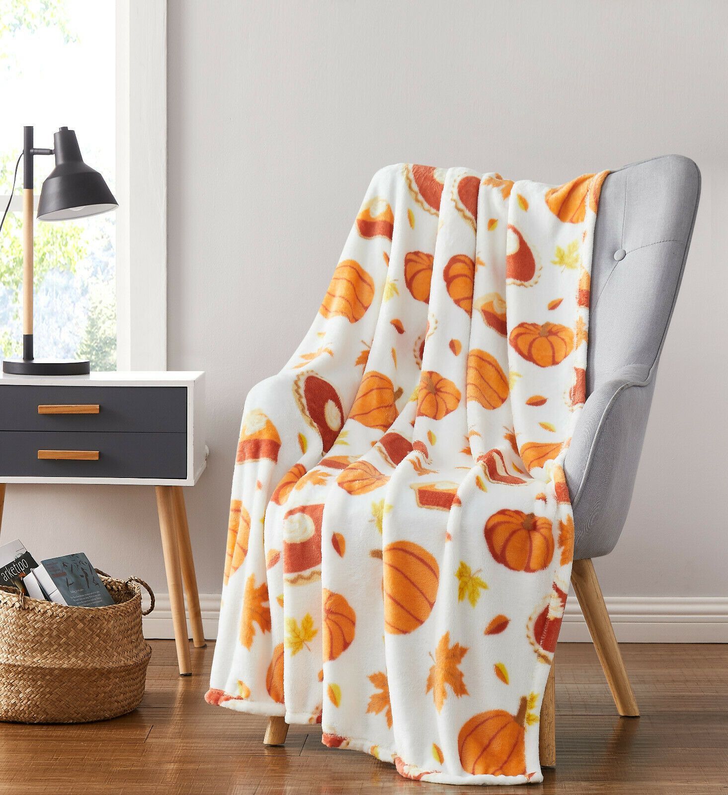 KATE AURORA Thanksgiving Autumn Harvest Leaves and Pumpkin Pies Ultra Soft and Plush Accent Throw Blanket 50 in W x 70 in L