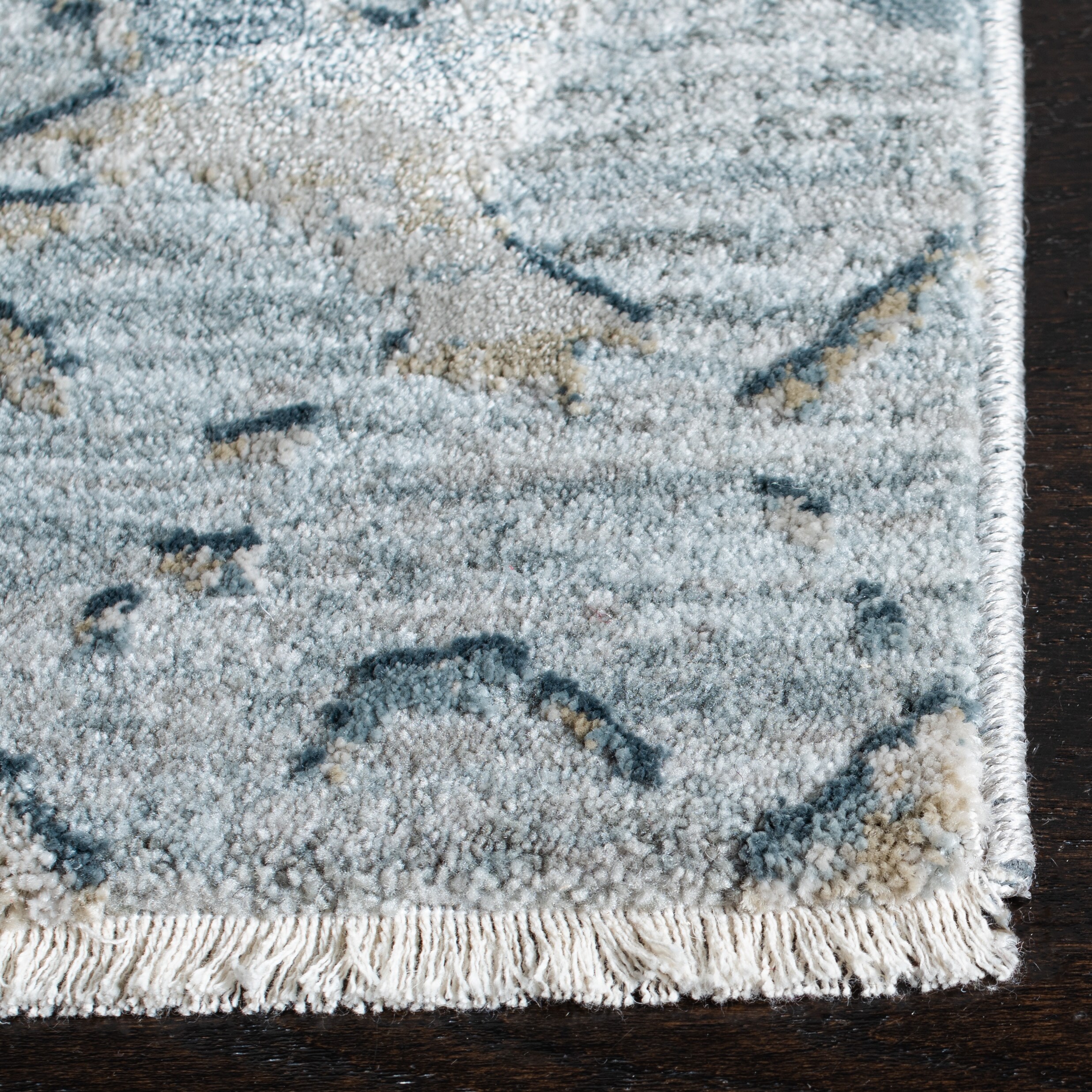 Safavieh VAL536M-4 rugs - View #3