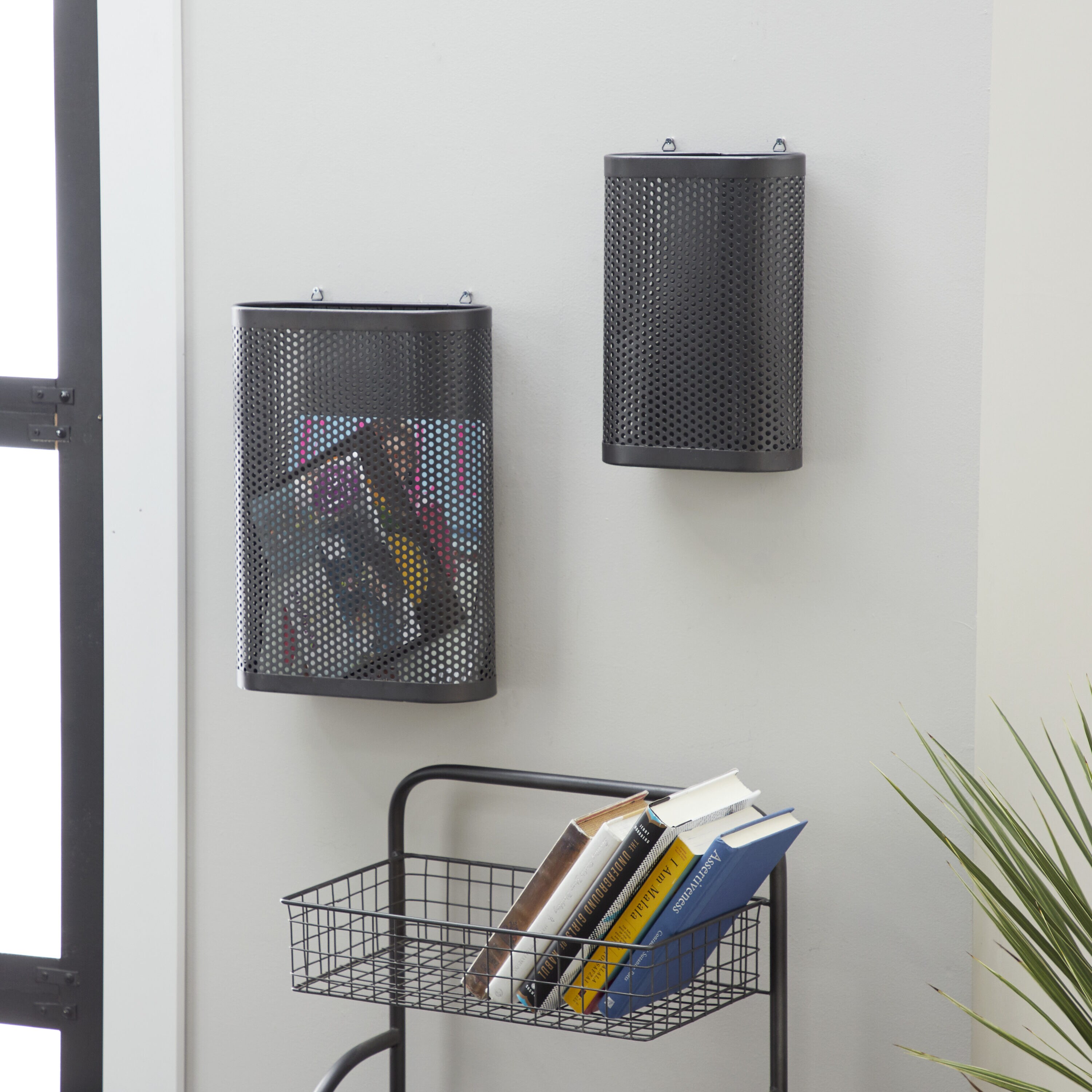 Grayson Lane 91947 2-Pack Black Metal Magazine Holder