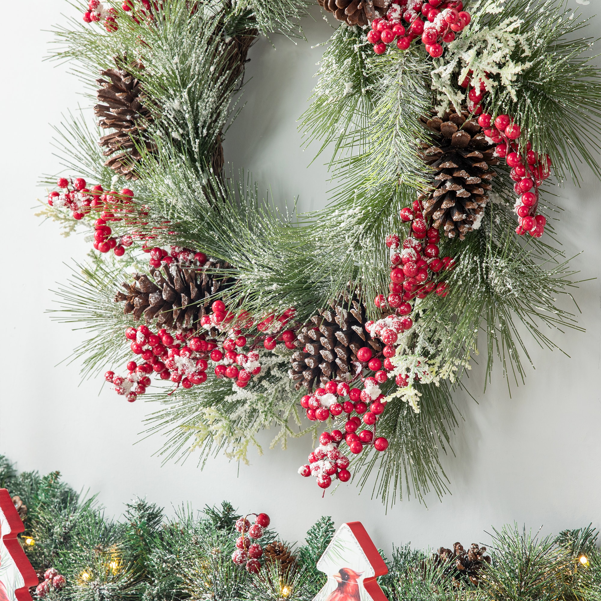Glitzhome GH1105203324 Artificial-Christmas-Wreaths - View #6