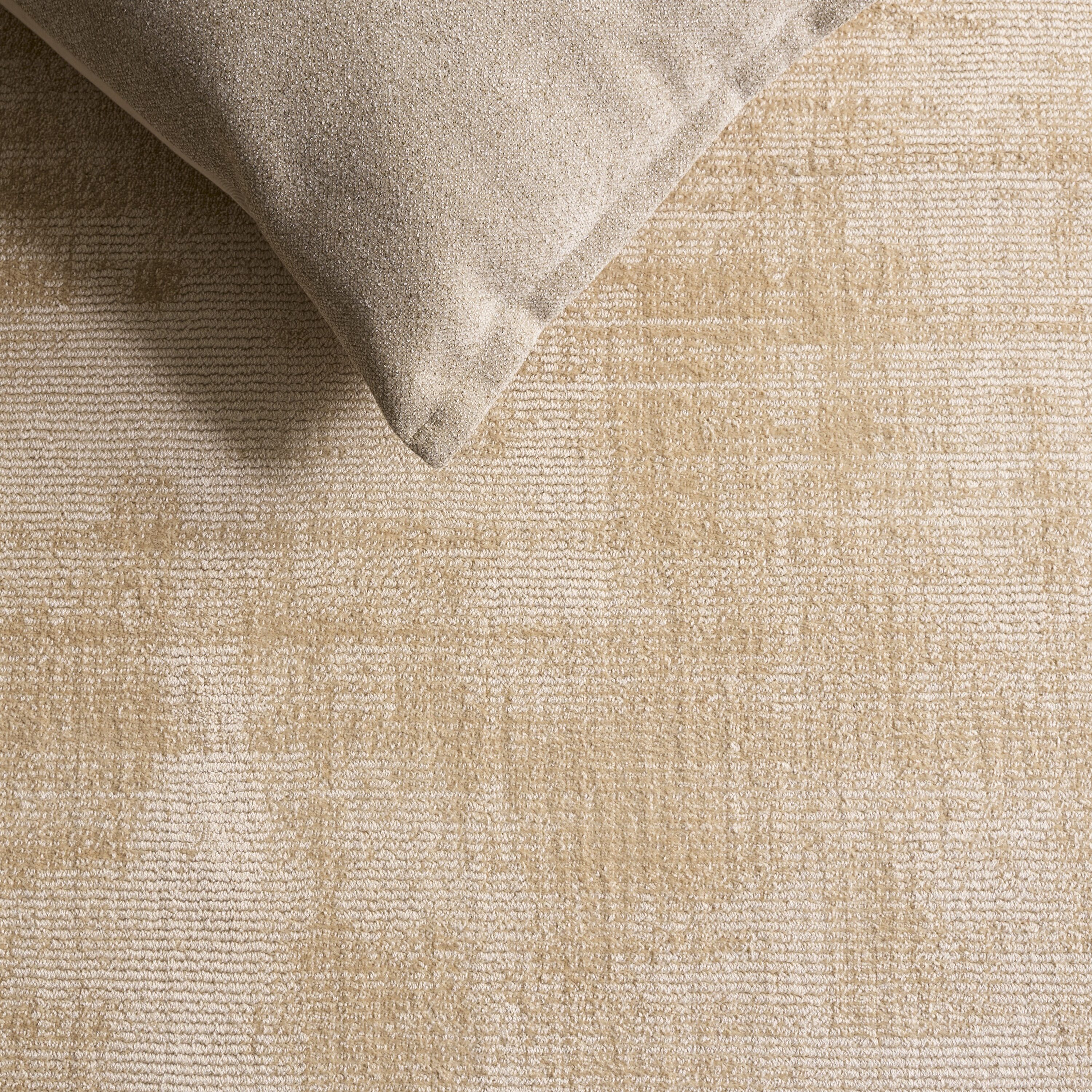 Safavieh SOH201B-5 rugs - View #5