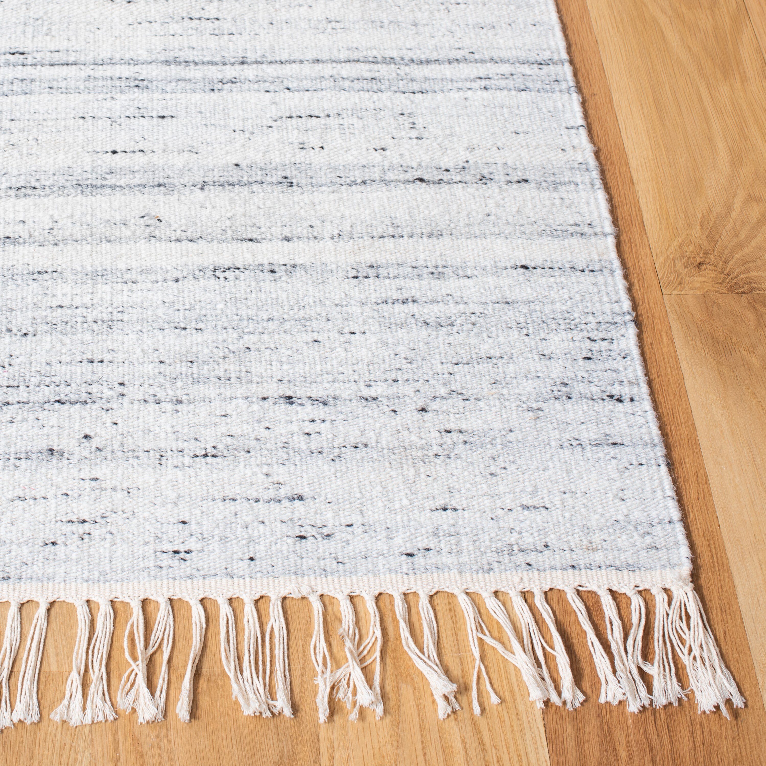 Safavieh KLM551A-29 rugs - View #3