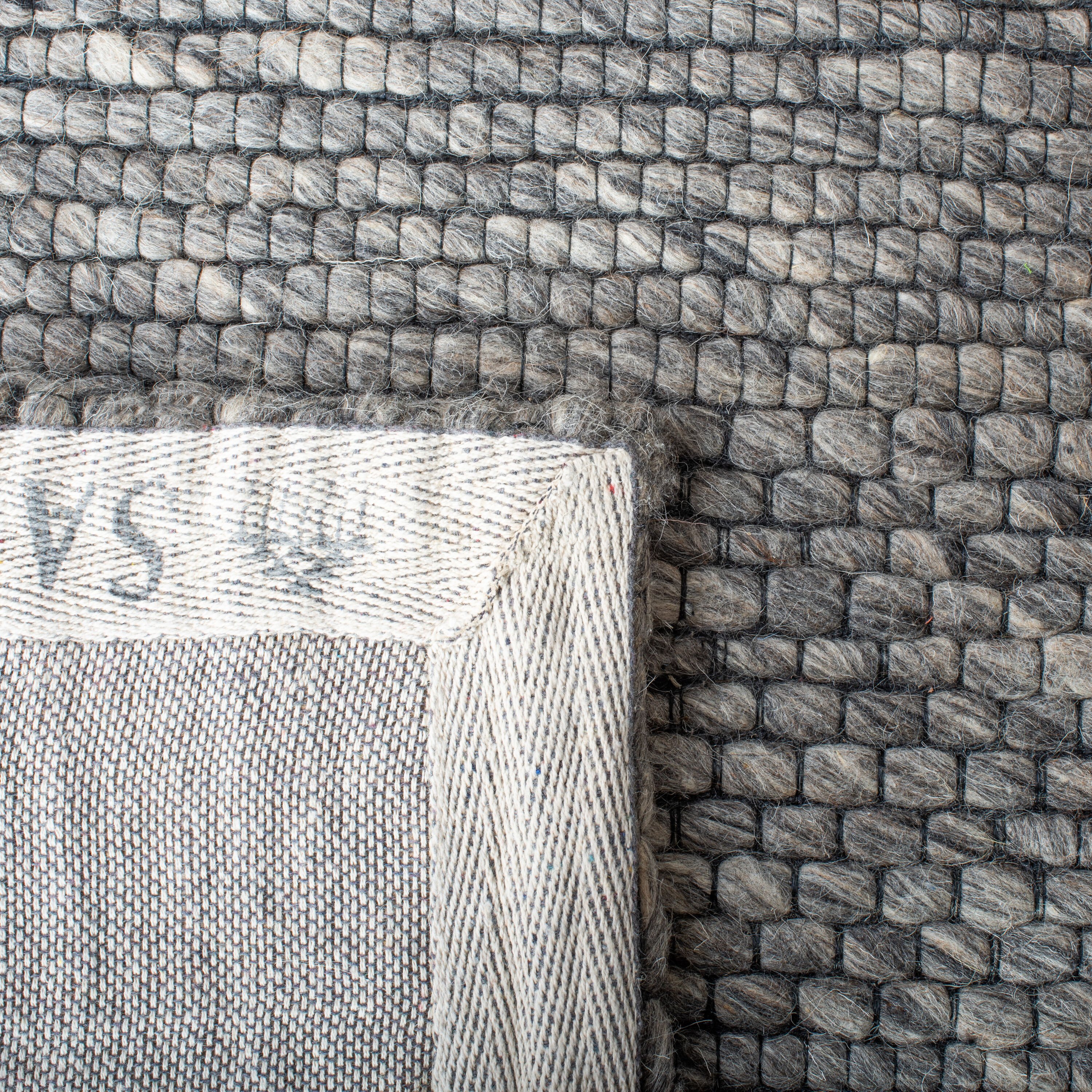 Safavieh MRB556F-28 rugs - View #3
