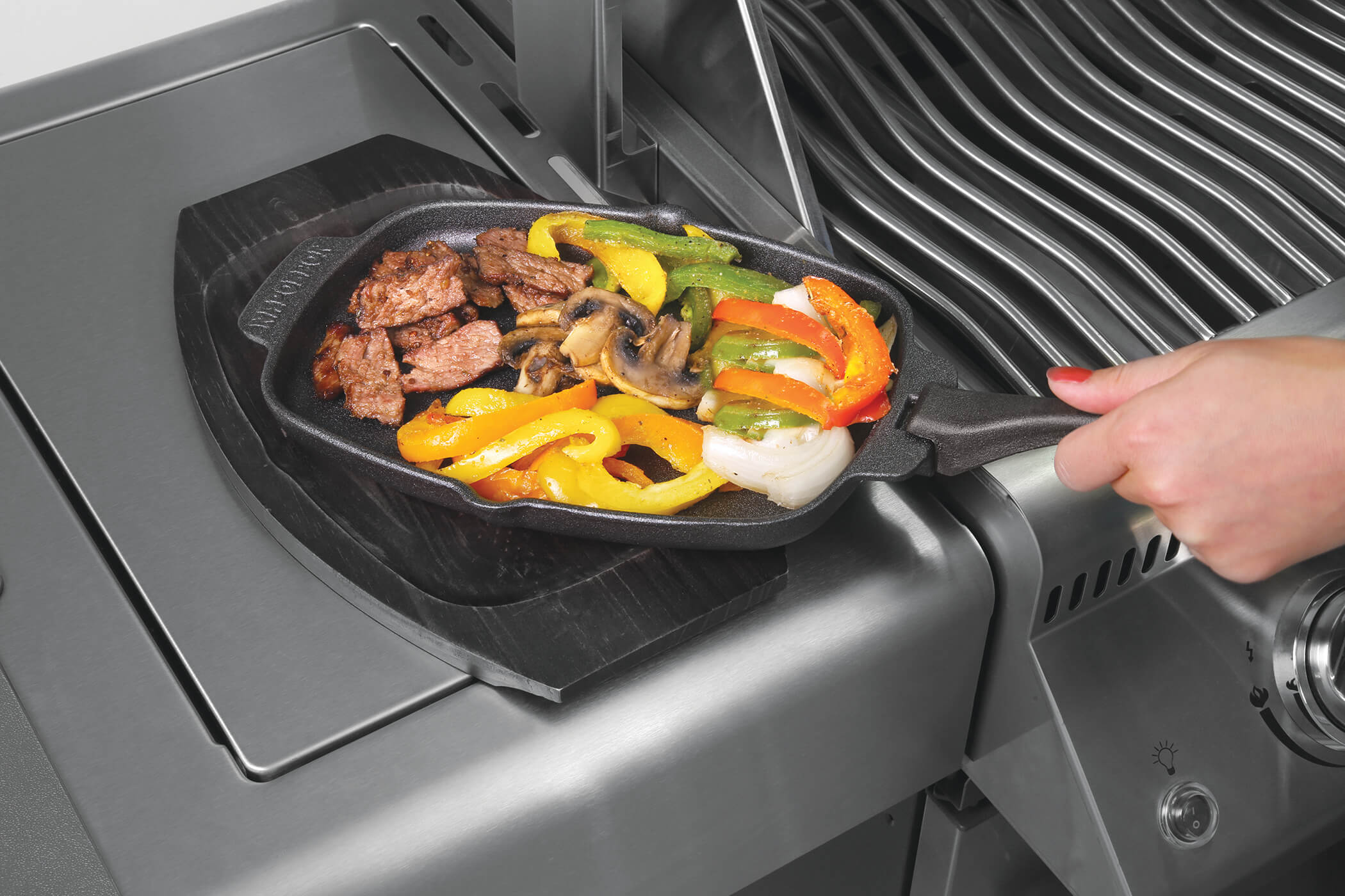 NAPOLEON Grill Accessories Cast Iron Non-stick Grill Pan in the