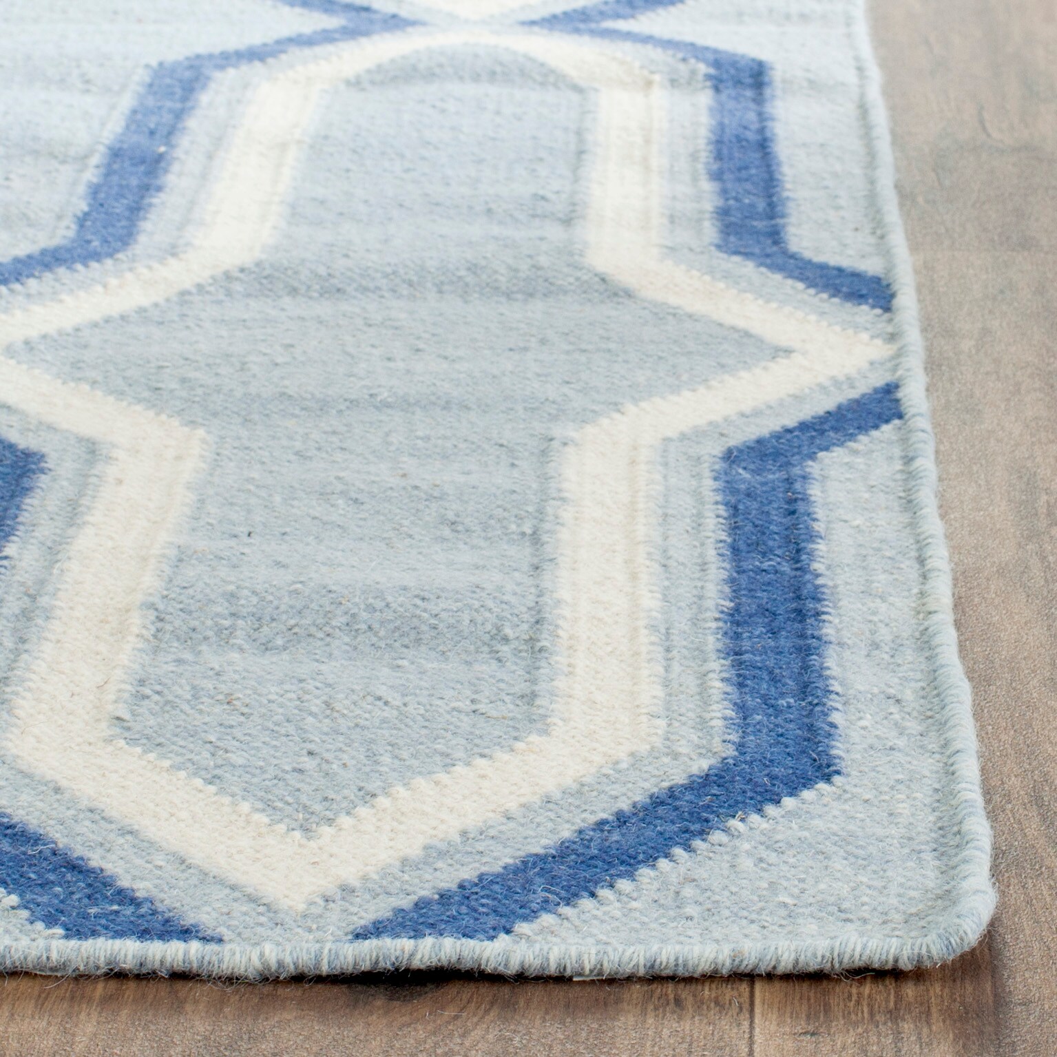 Safavieh DHU559B-24 rugs - View #3