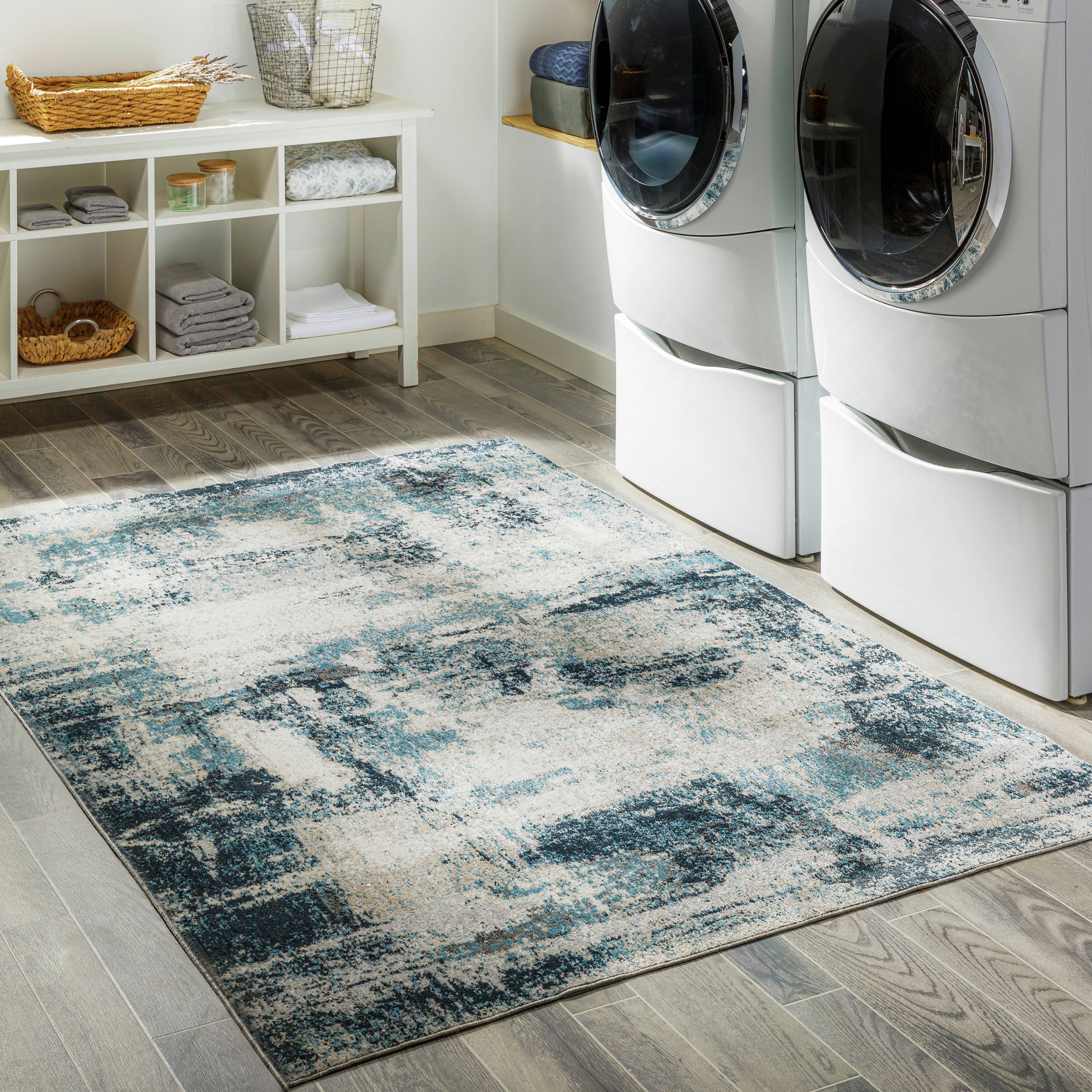 Reversible Easy-Care Watercolor Blue Synthetic 8' x 10' Rug