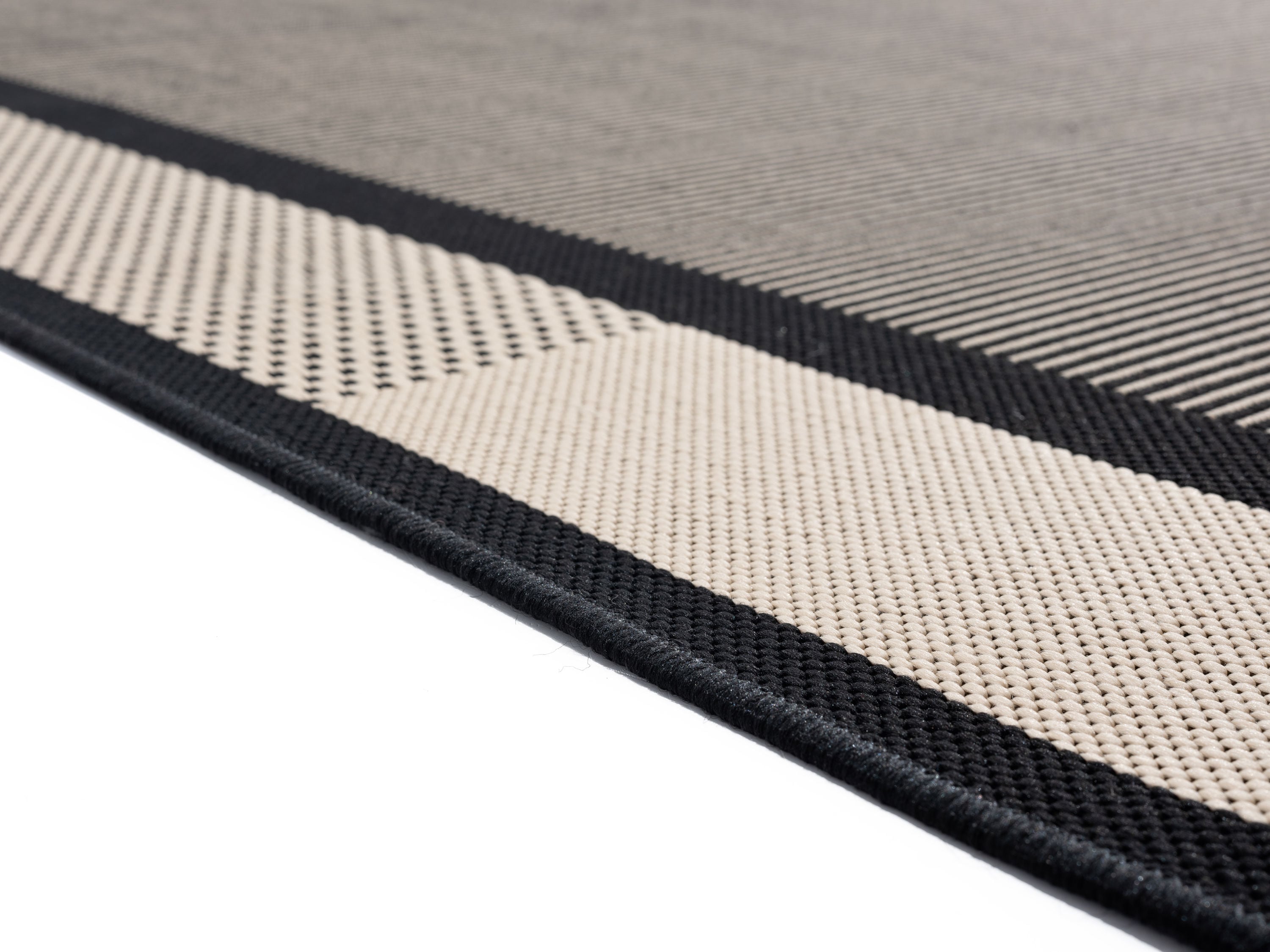 United Weavers Of America 3900 10870 69 rugs - View #4