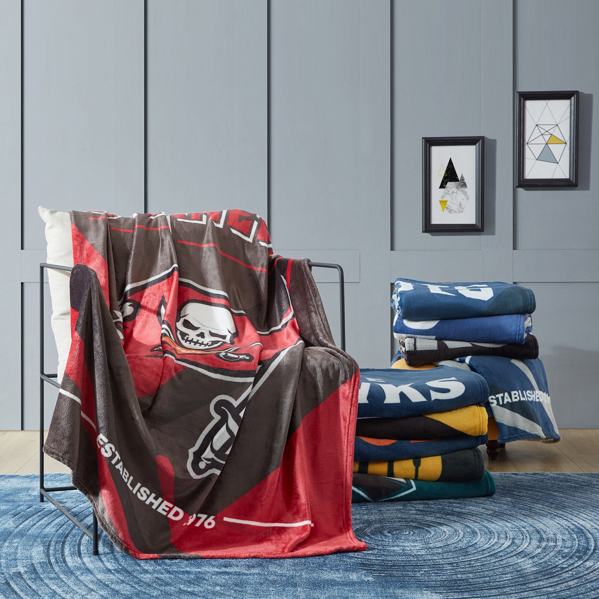 Tampa Bay Buccaneers Blankets, Buccaneers Throws, Comforters, Buccaneers  Plush Blankets